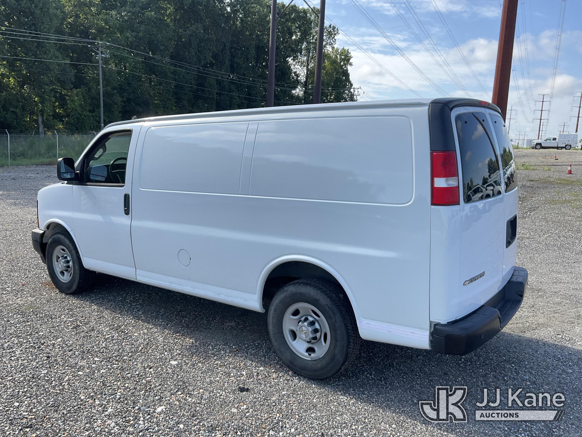 2017 Chevrolet EXPRESS G2500