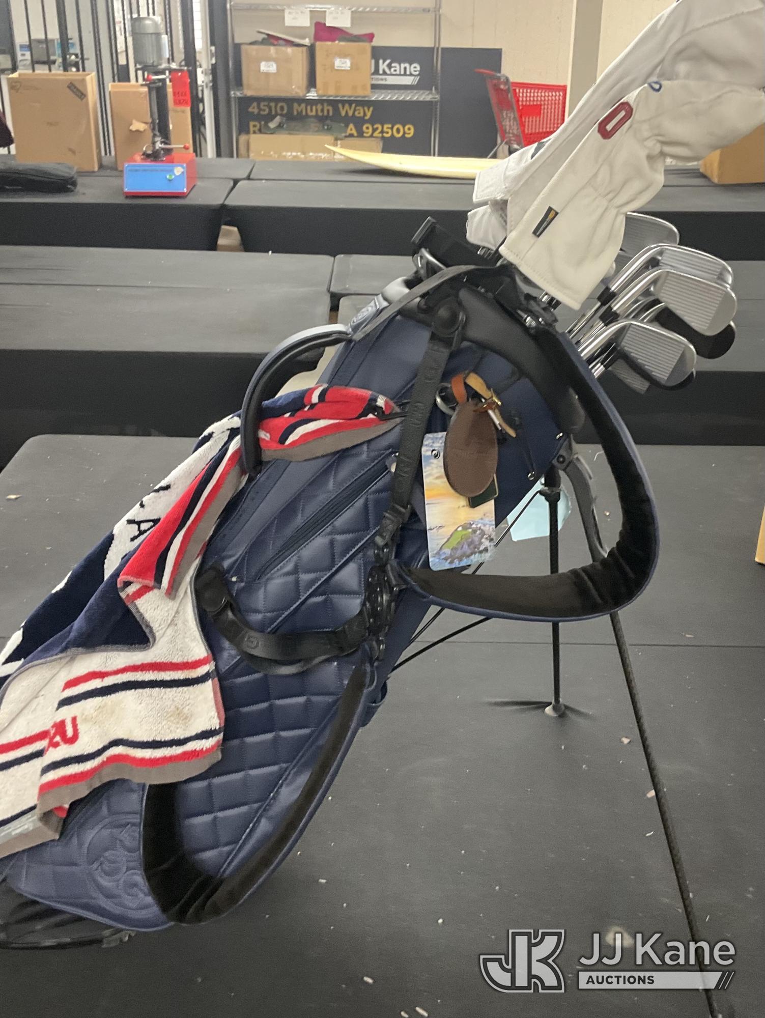 Golf Clubs (Used) NOTE: This unit is being sold AS IS/WHERE IS via Timed Auction and is located in Jurupa Valley