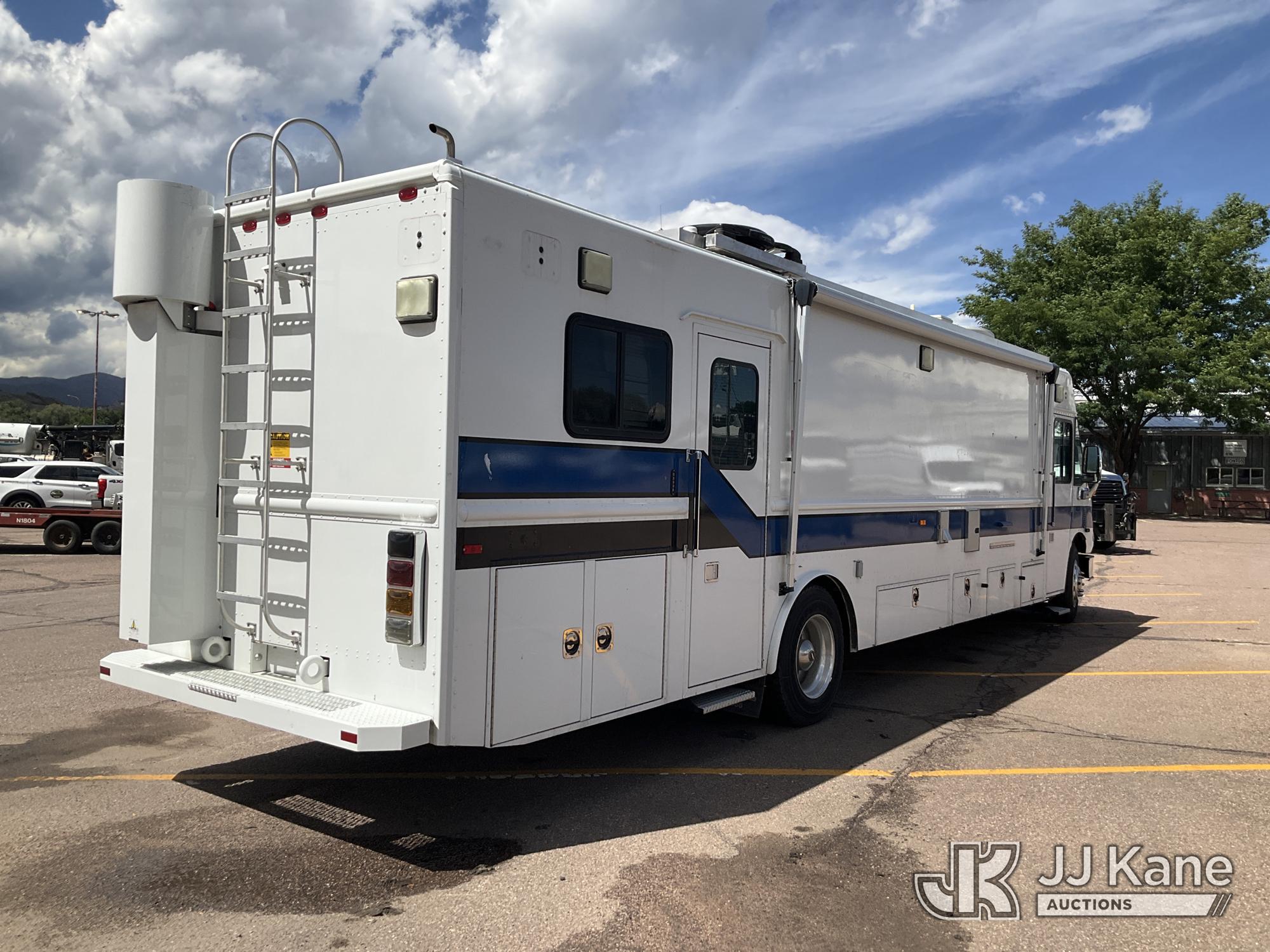 2006 Freightliner MT55 Chassis
