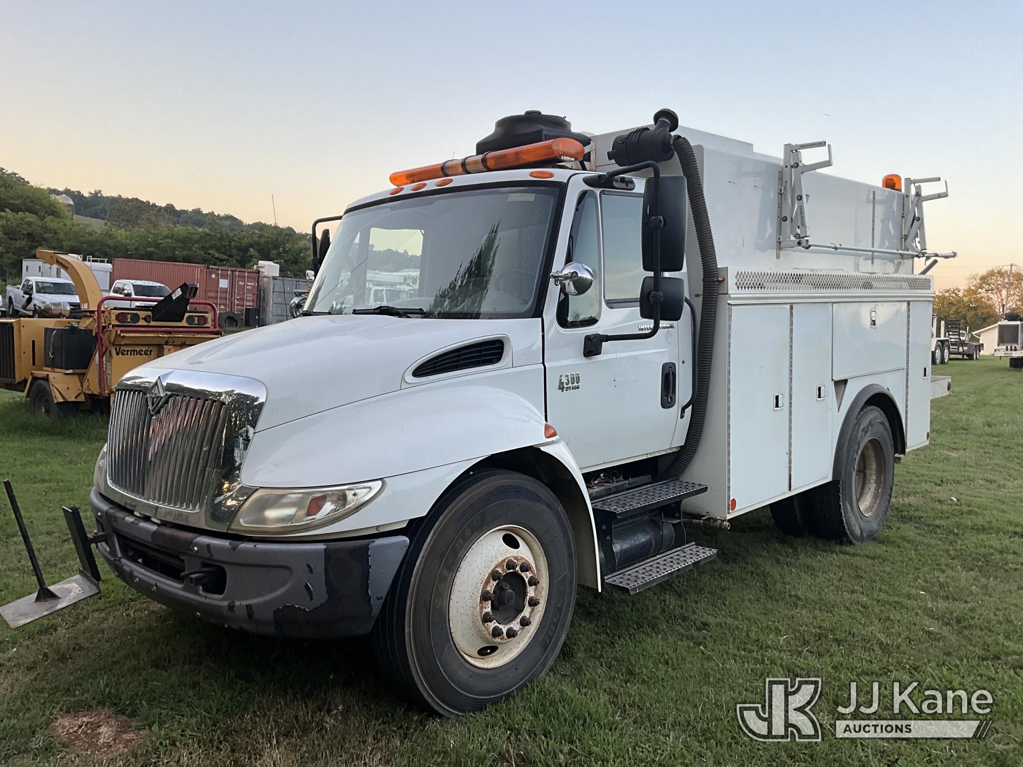 Photo of 2006 International 4300