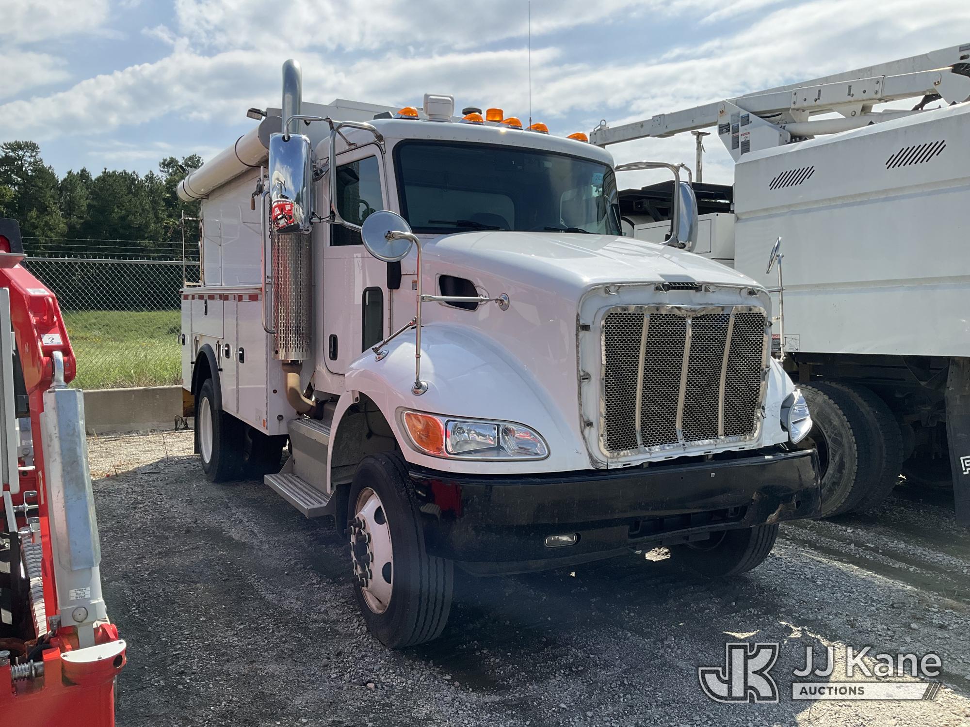 2017 Peterbilt 337