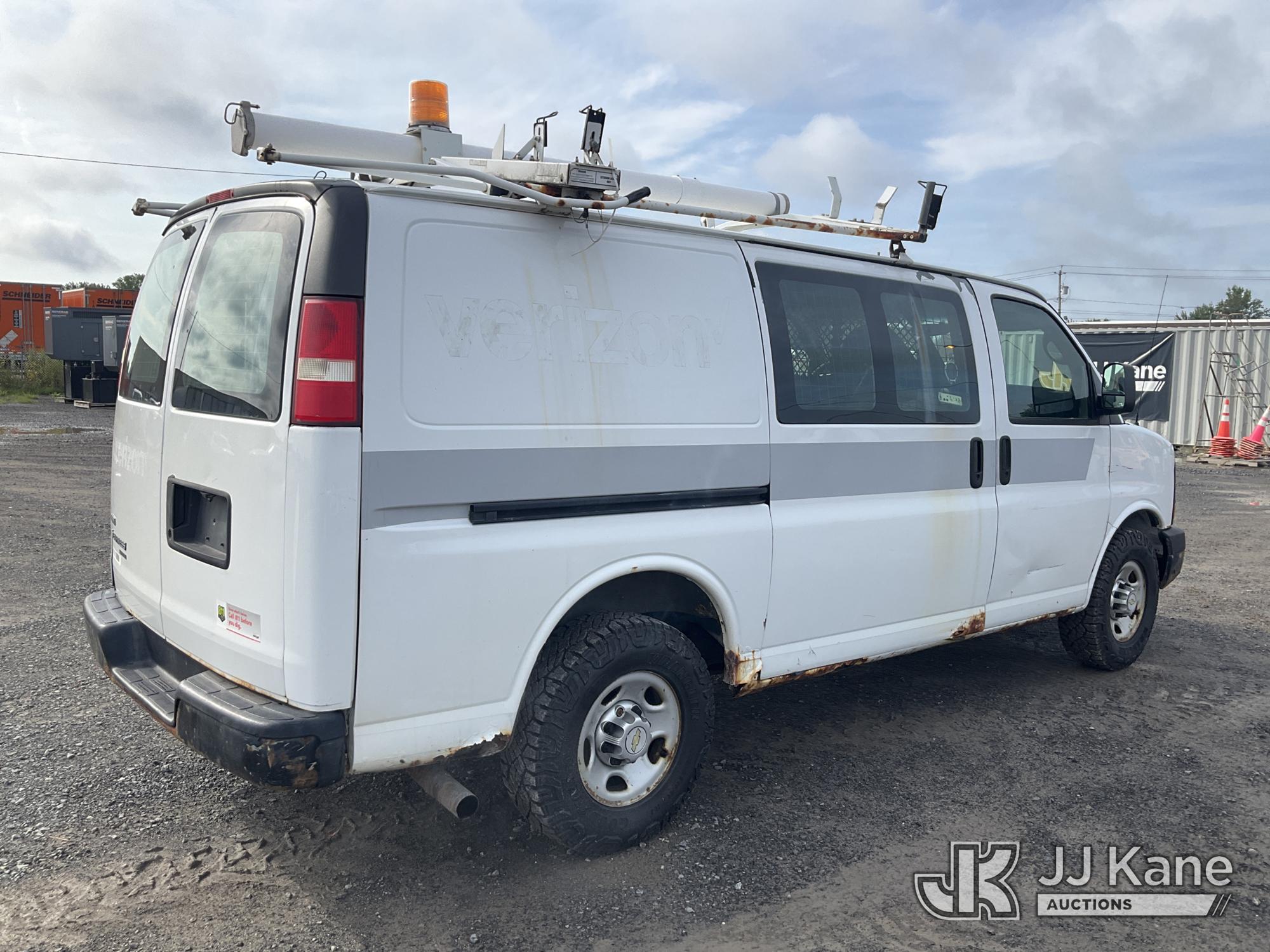 2011 Chevrolet EXPRESS G2500