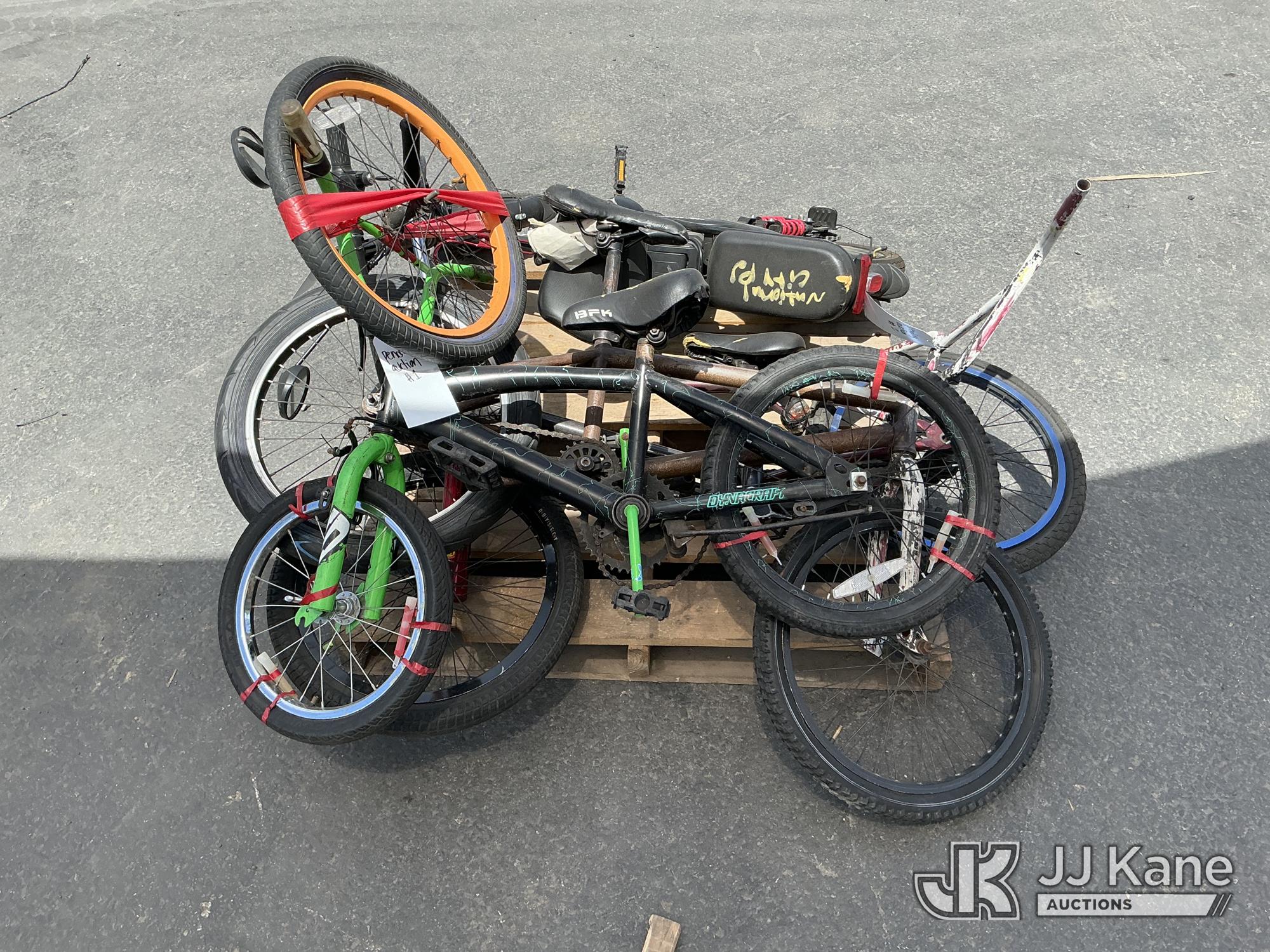 (1 Pallet) Bicycles (Used) NOTE: This unit is being sold AS IS/WHERE IS via Timed Auction and is located in Jurupa Valley