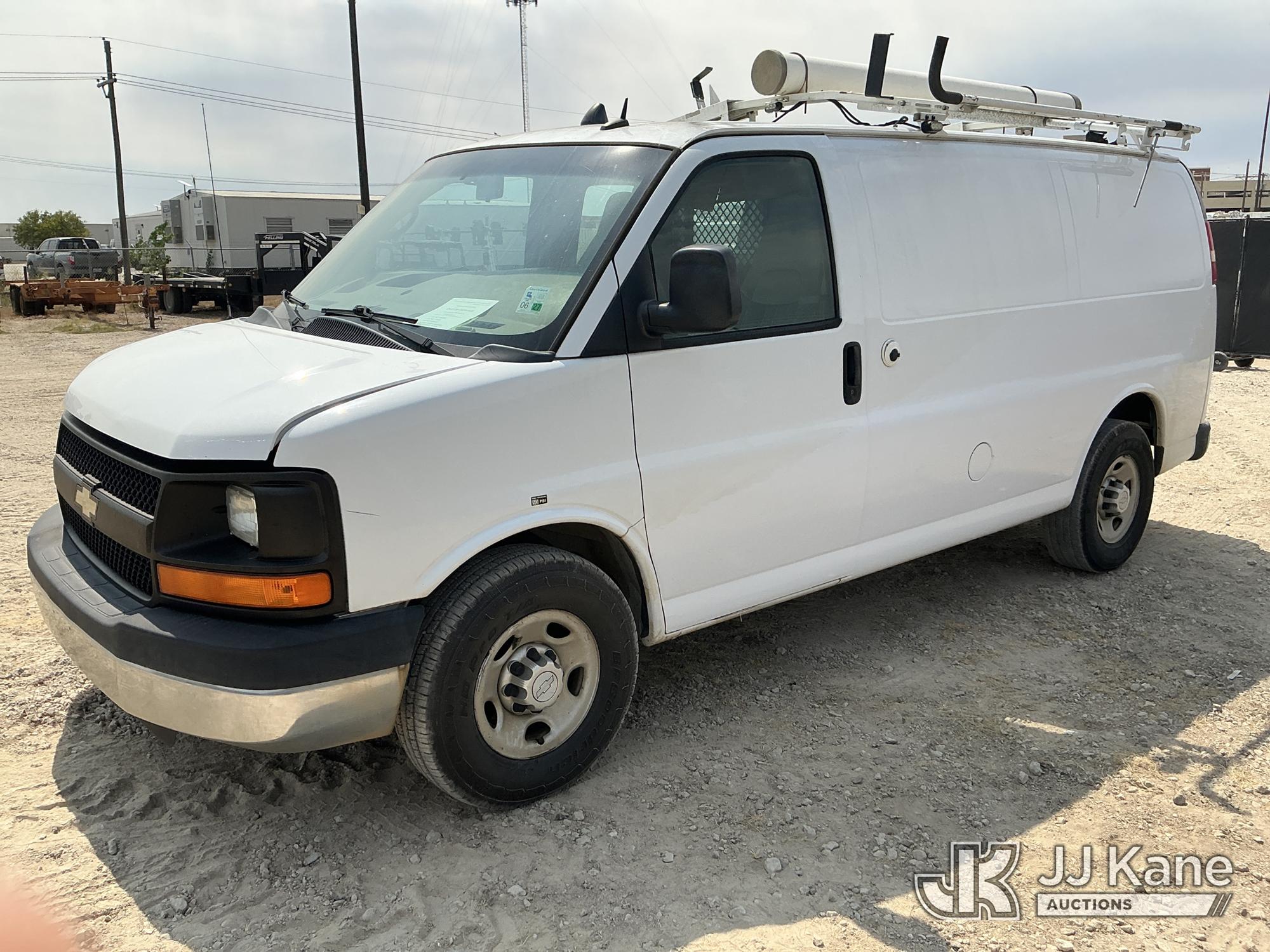 Photo of 2014 Chevrolet Express 2500