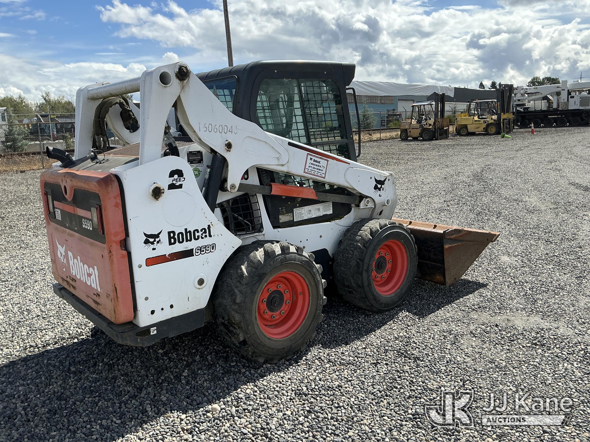 2016 Bobcat S590
