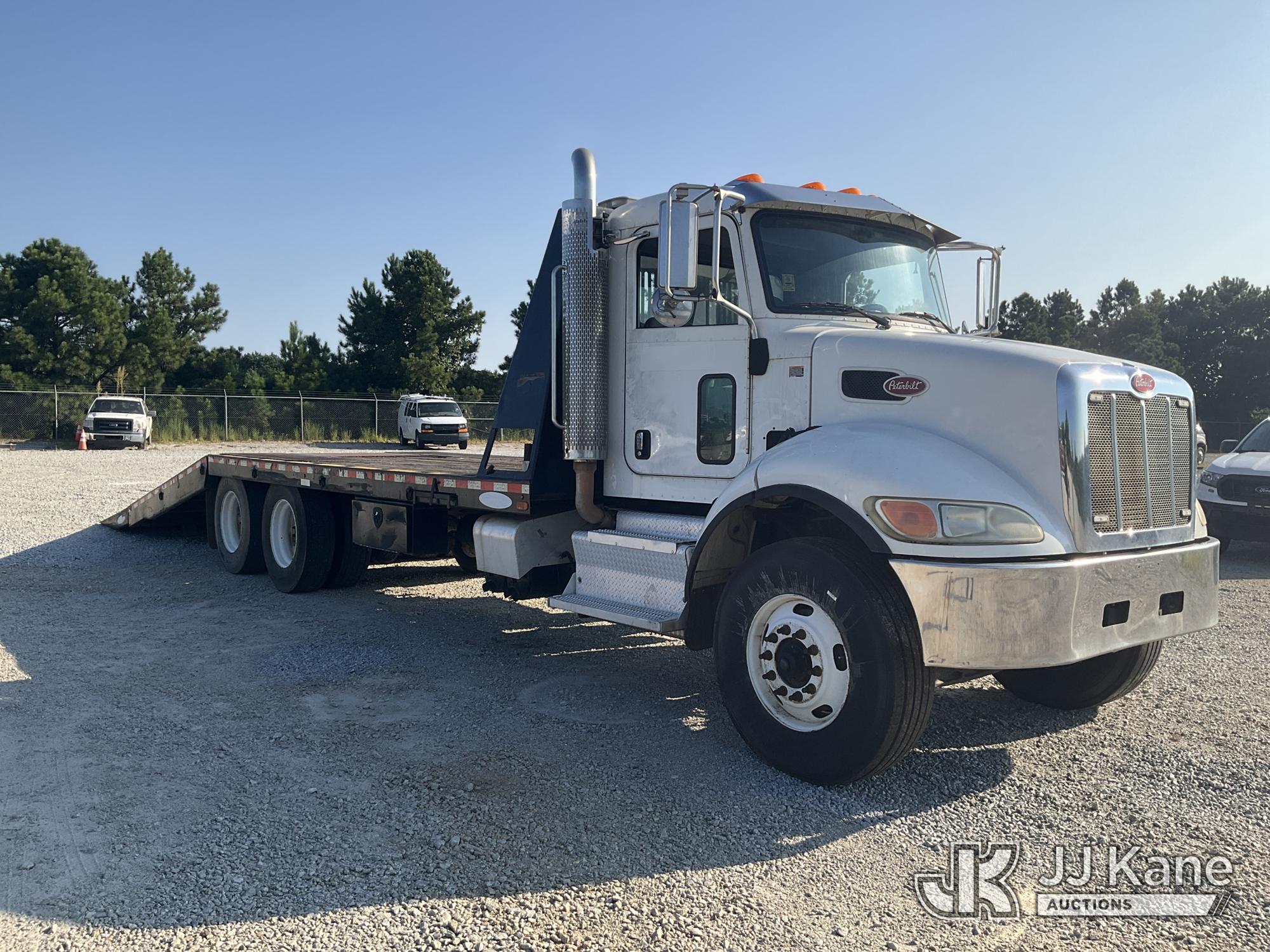 2016 Peterbilt 348