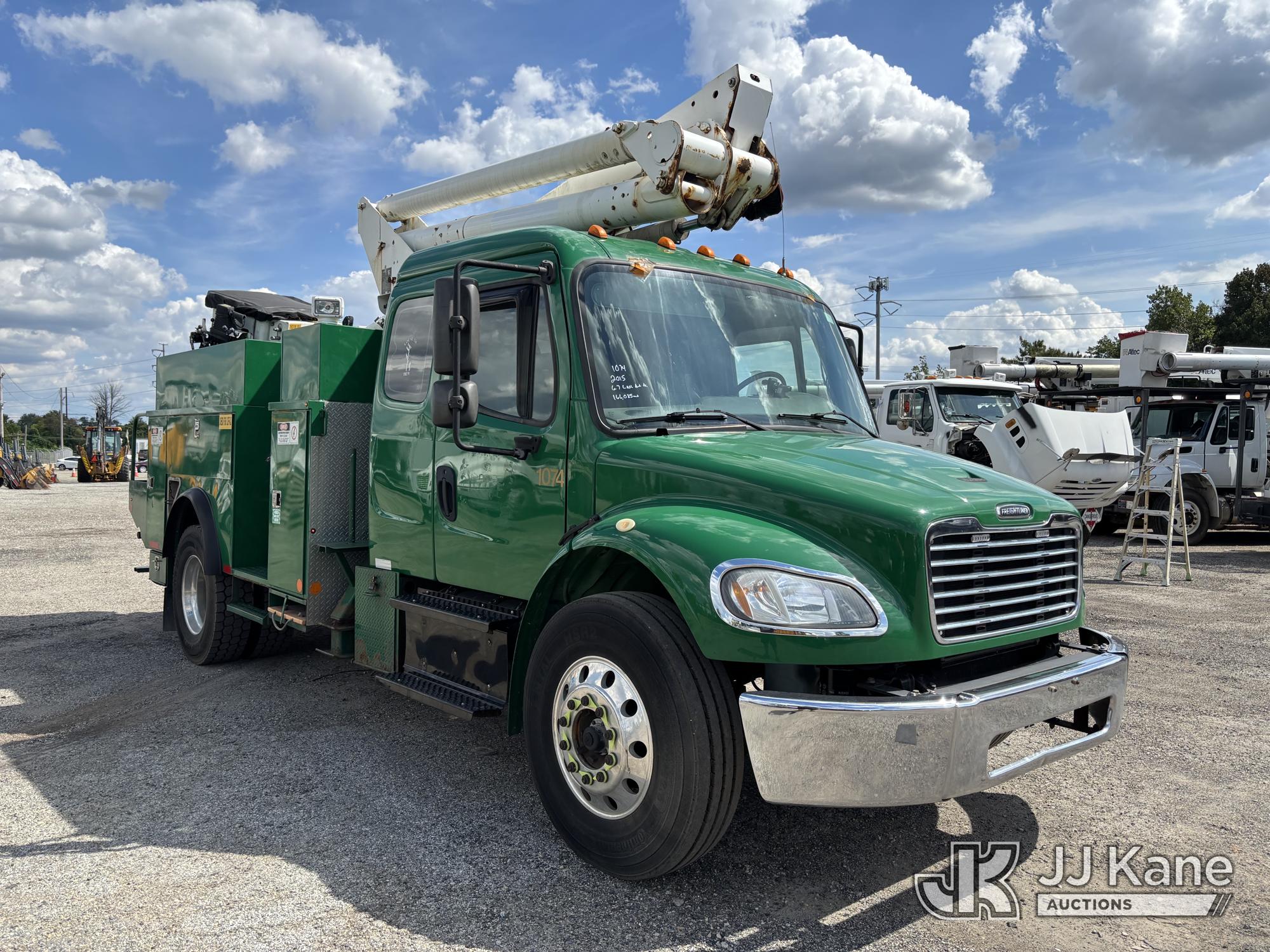 2015 Freightliner M2 106