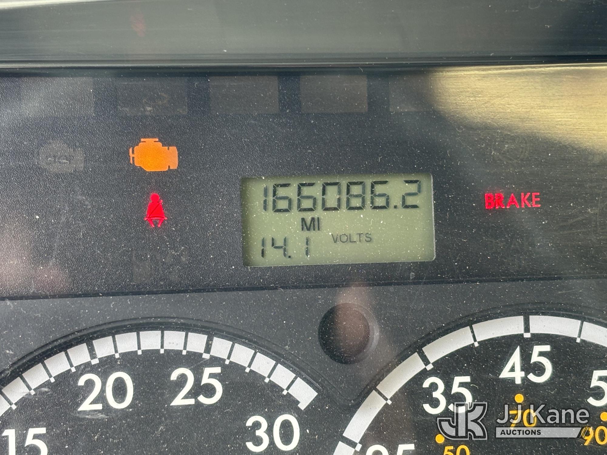 2015 Freightliner M2 106