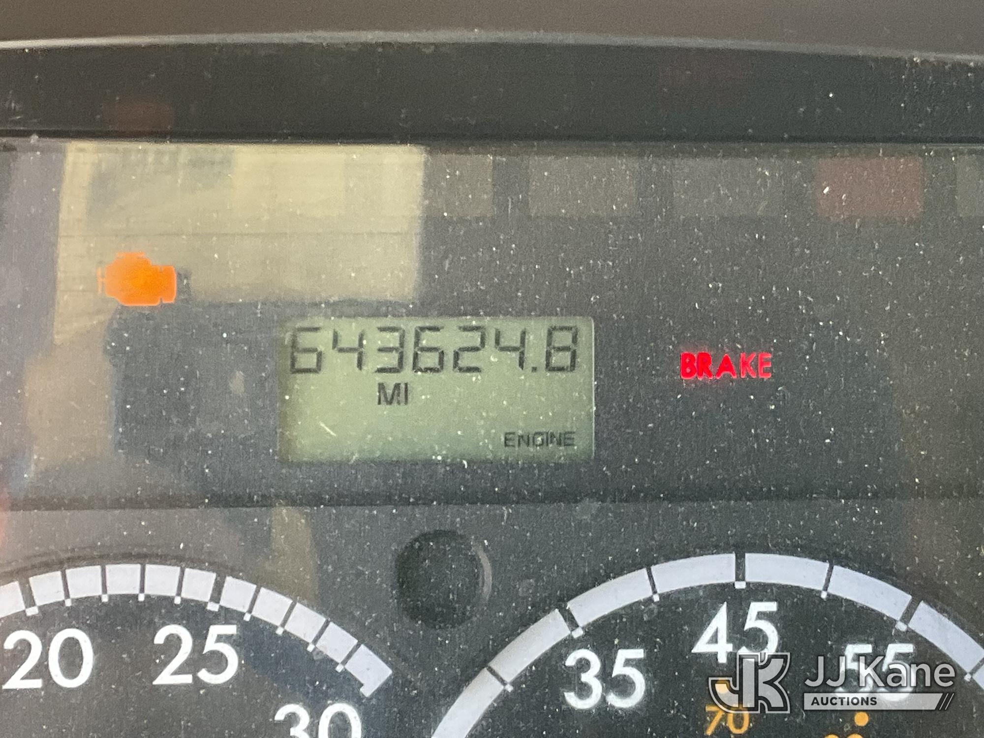 2014 Freightliner M2 106