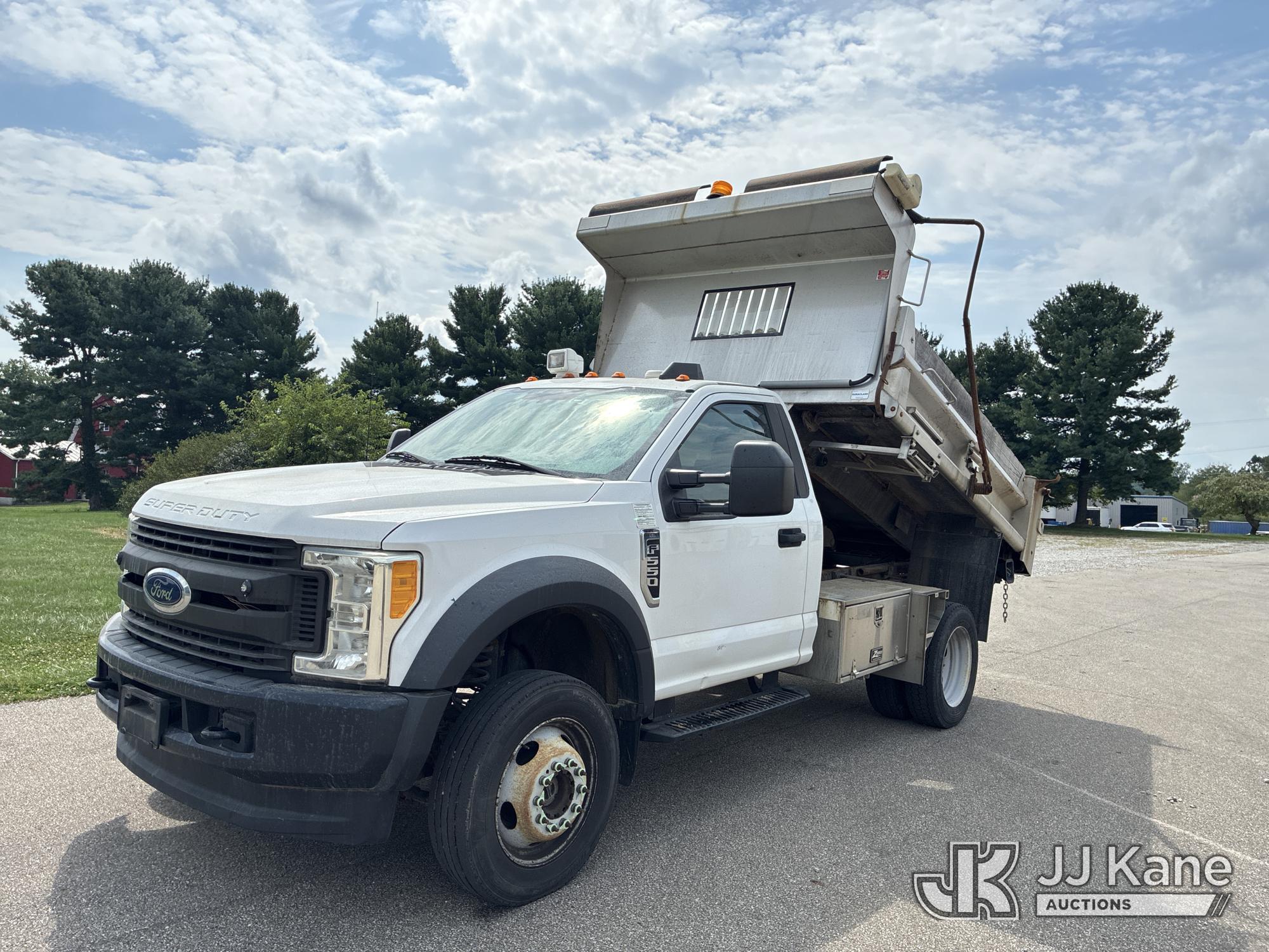 Photo of 2017 Ford F-550