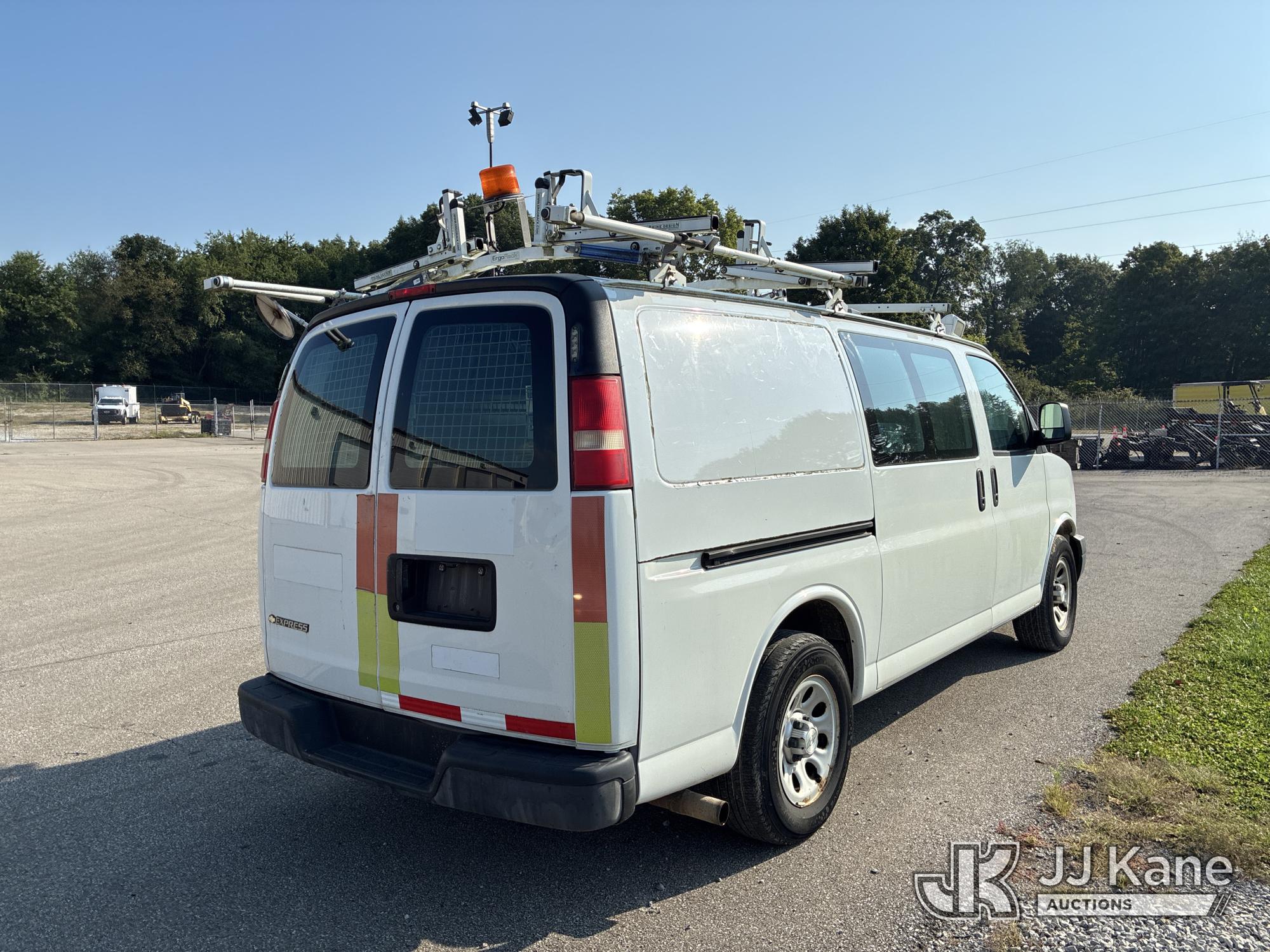 2014 Chevrolet EXPRESS G1500 AWD