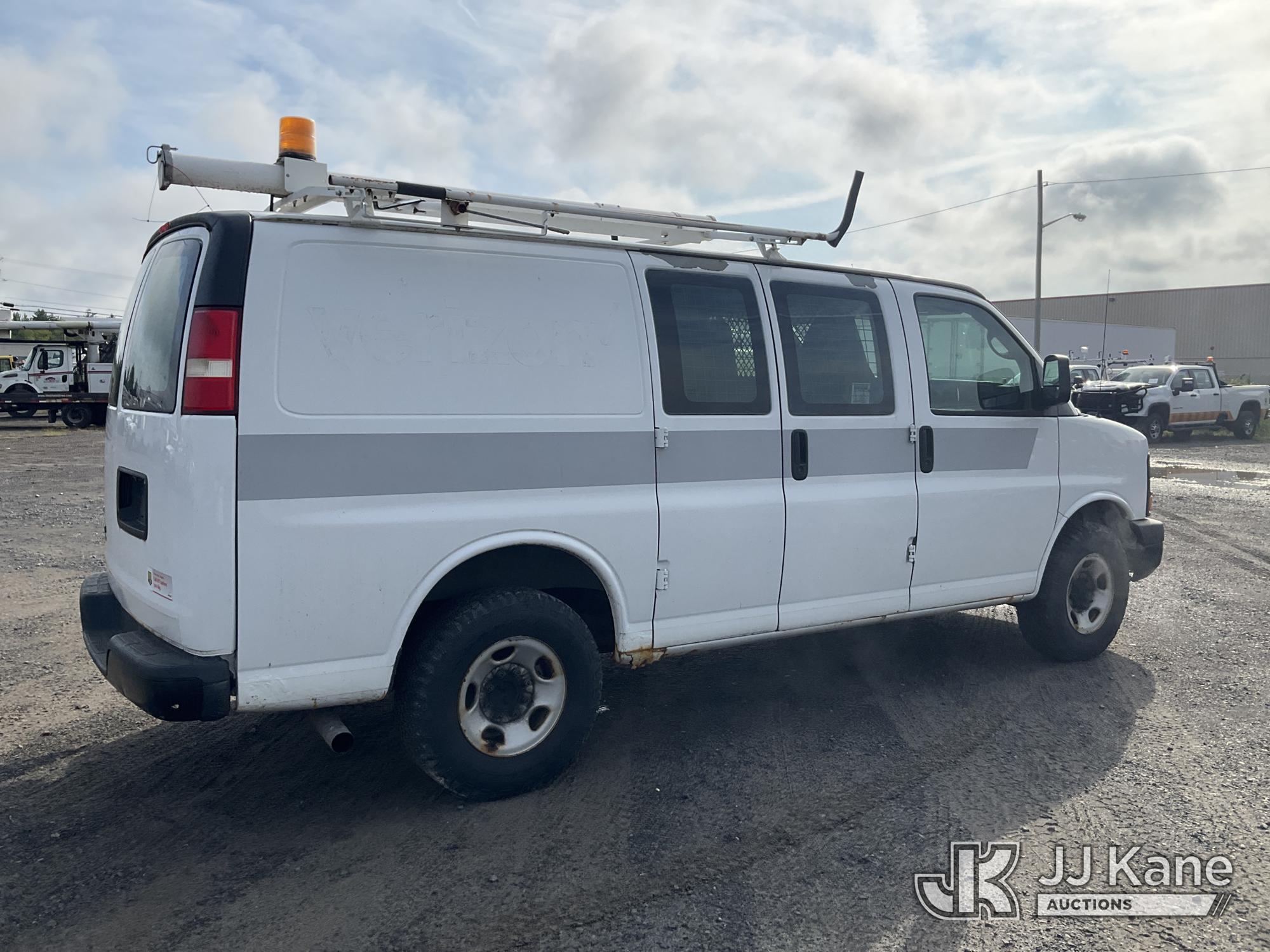 2011 Chevrolet EXPRESS G2500