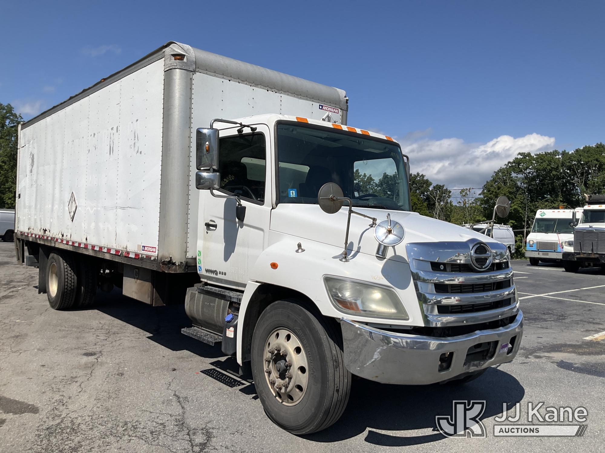 2016 Hino CONVENTIONAL CAB