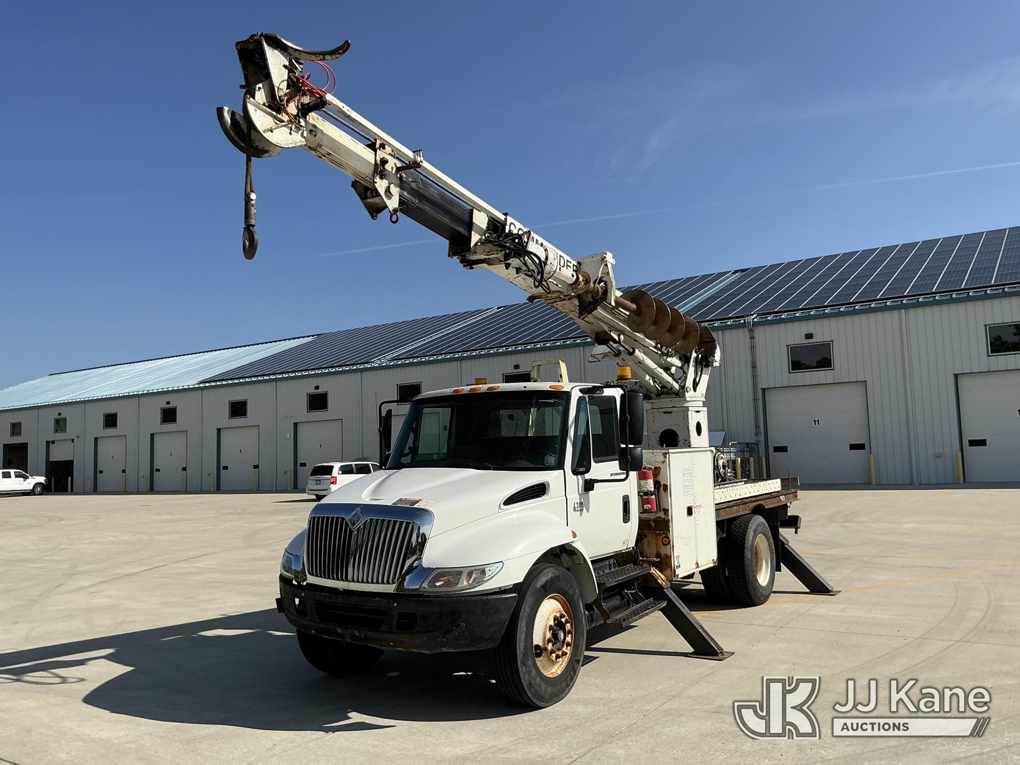 Photo of 2004 International 4300