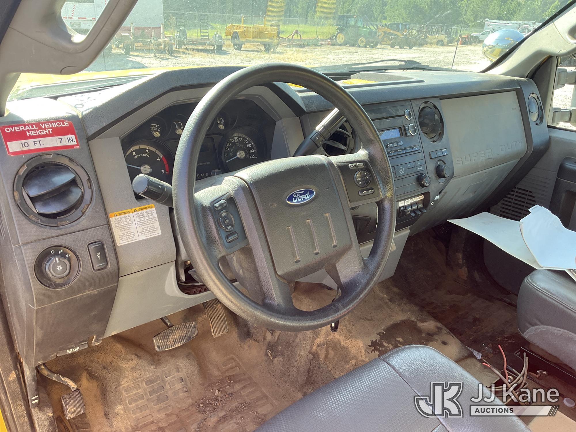 2015 Ford F550 4X4