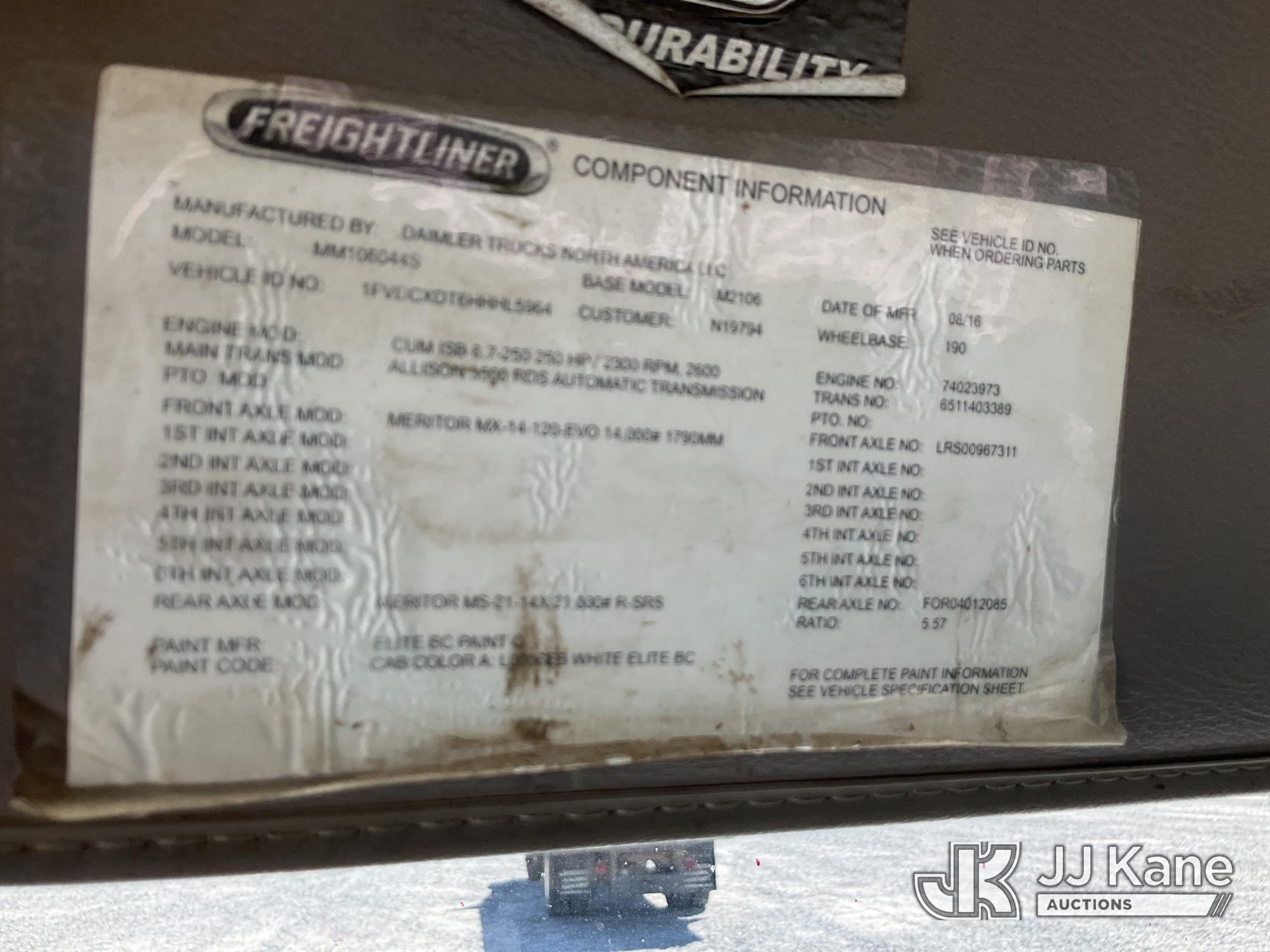 2017 Freightliner M2 106 4X4