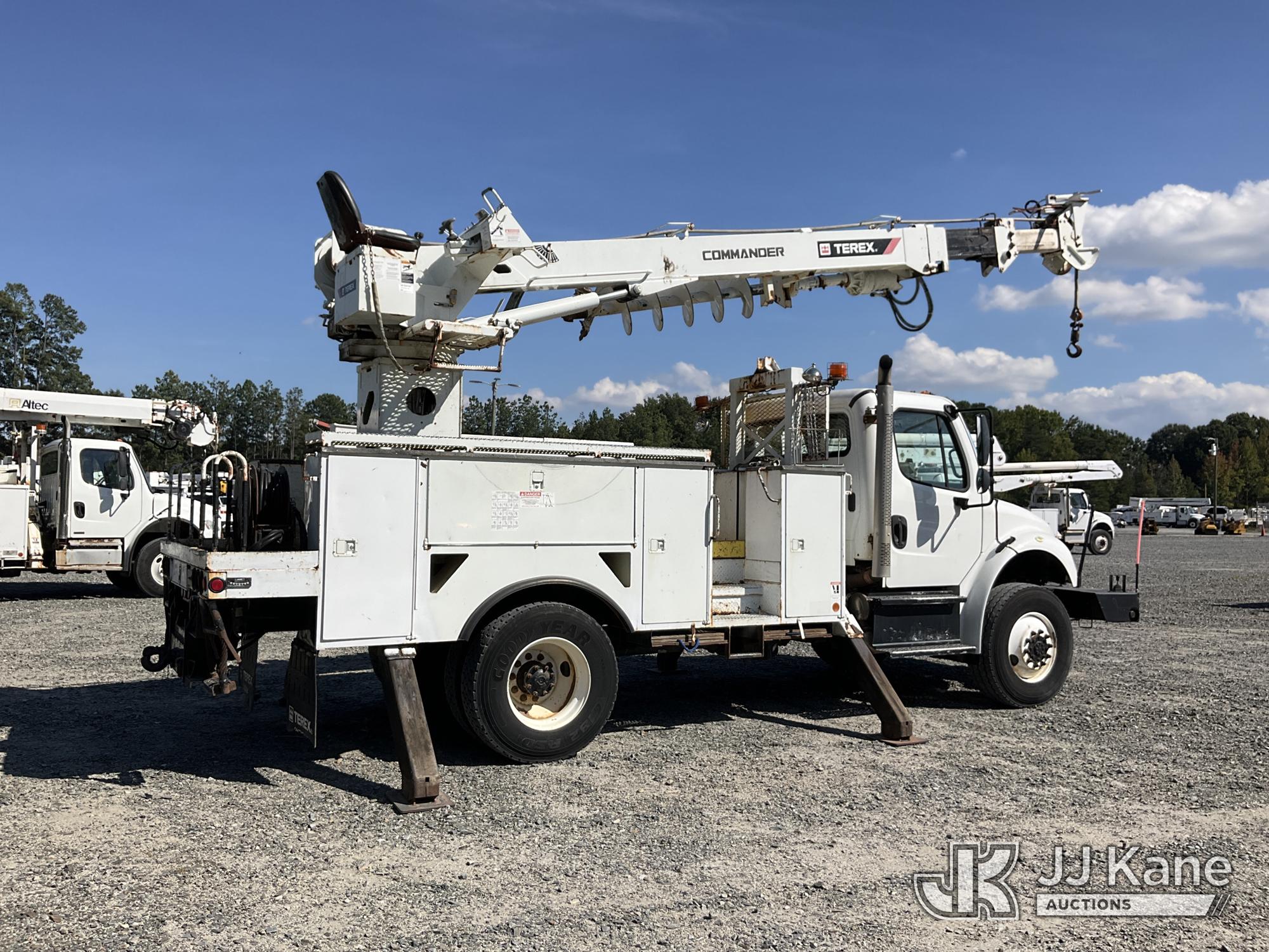 2014 Freightliner M2 106