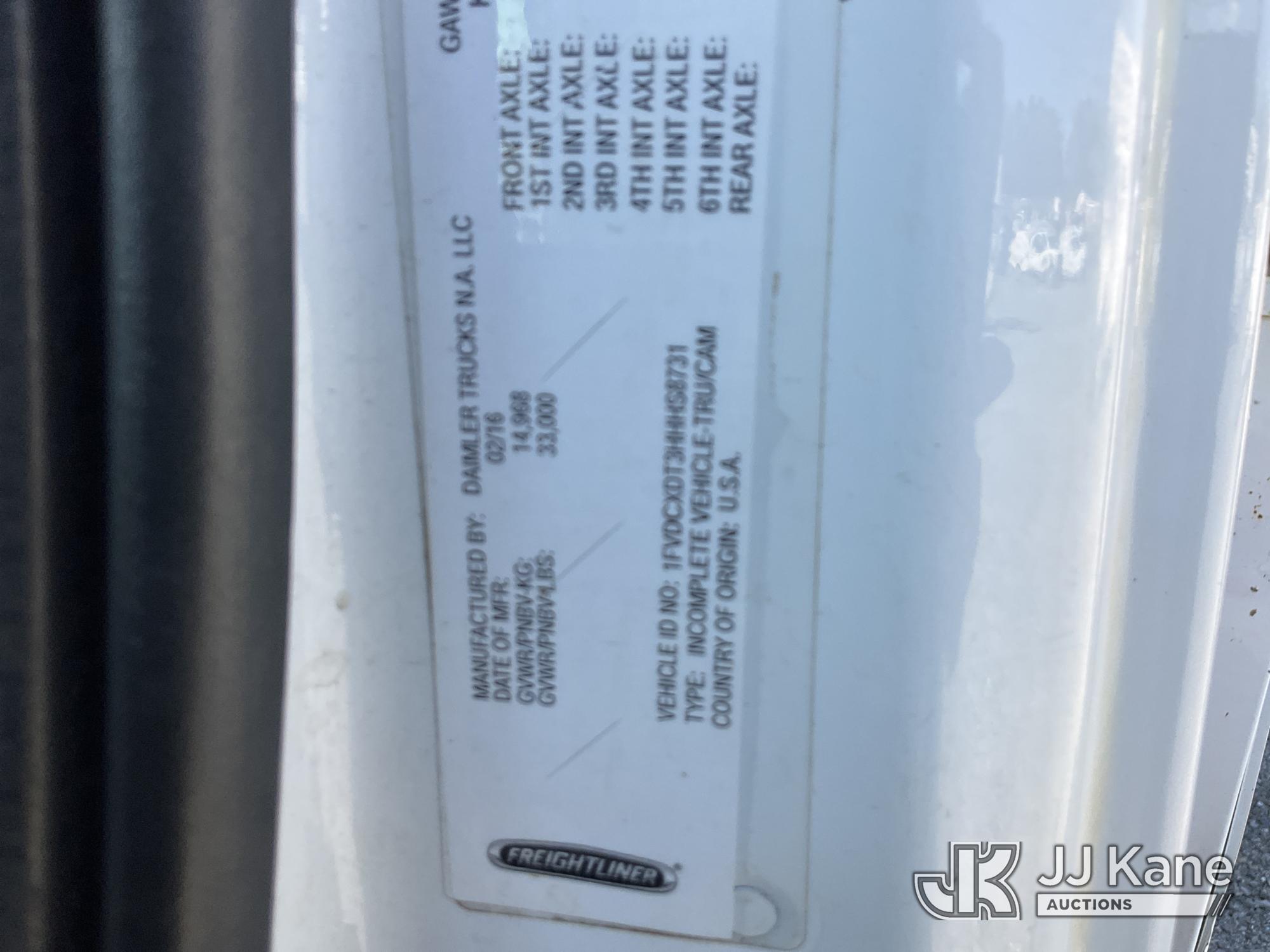 2017 Freightliner M2 106