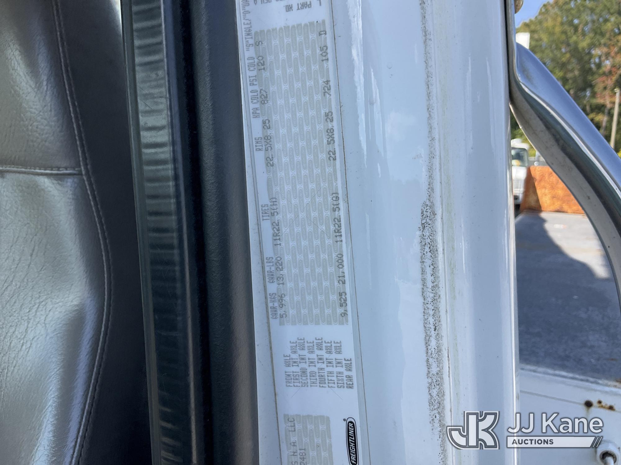 2014 Freightliner M2 106
