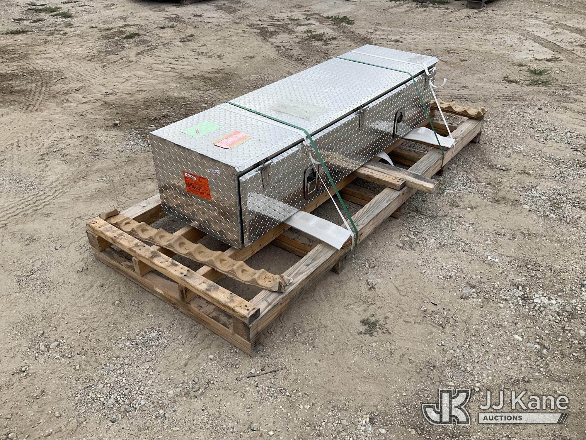 Aluminum diamond-plate storage/tool box