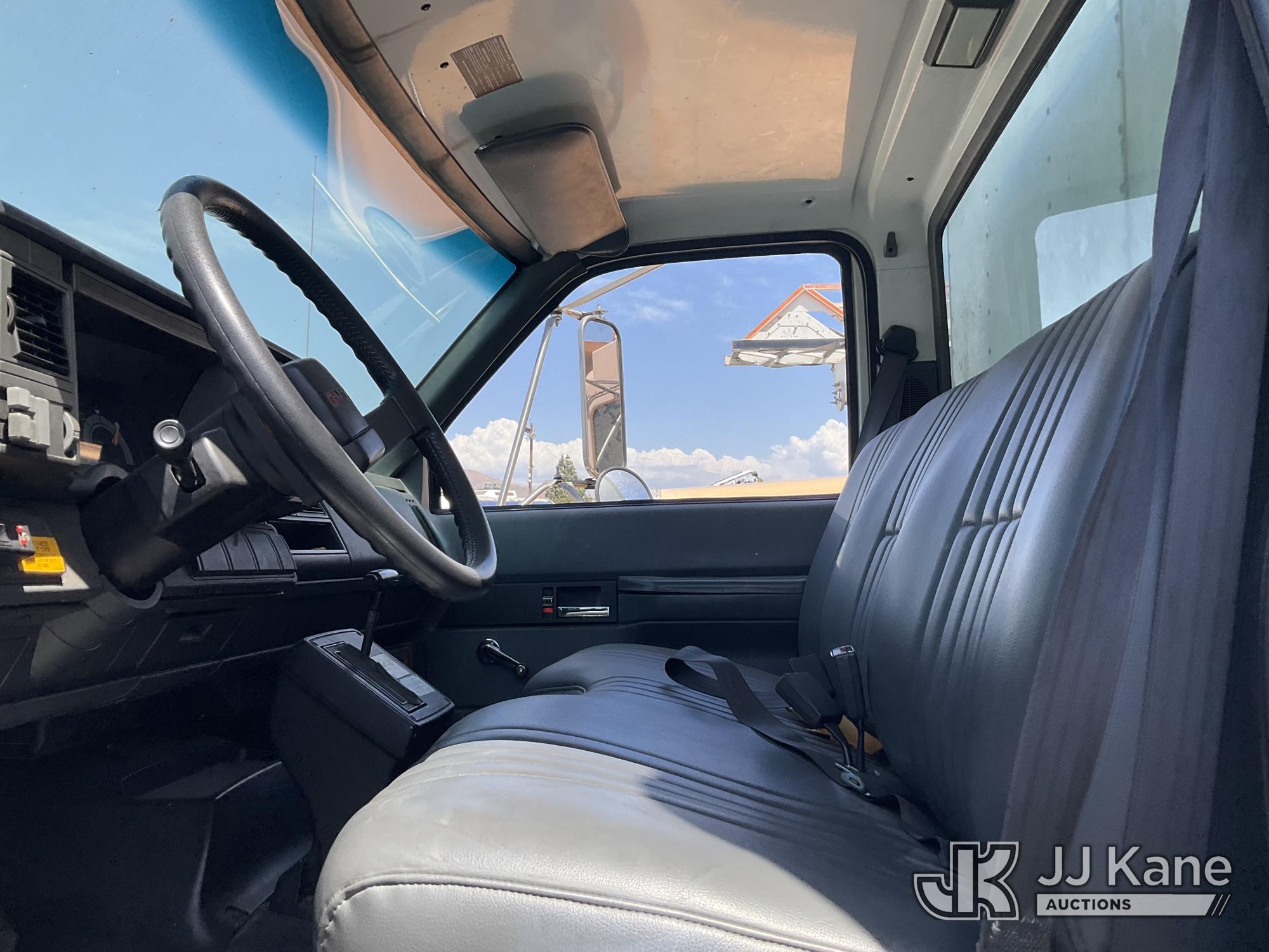 2002 GMC C6H042