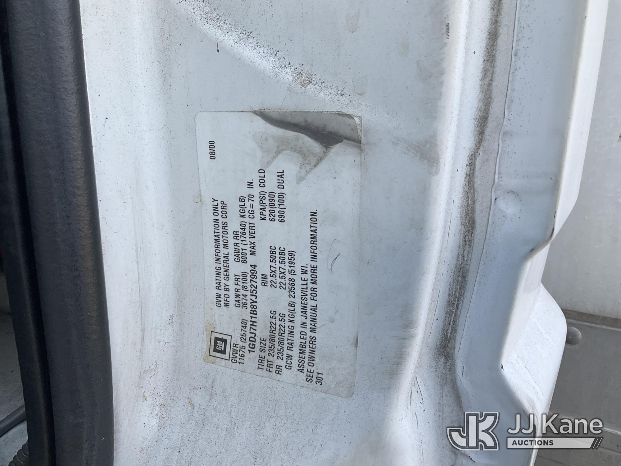 2000 GMC C7H042