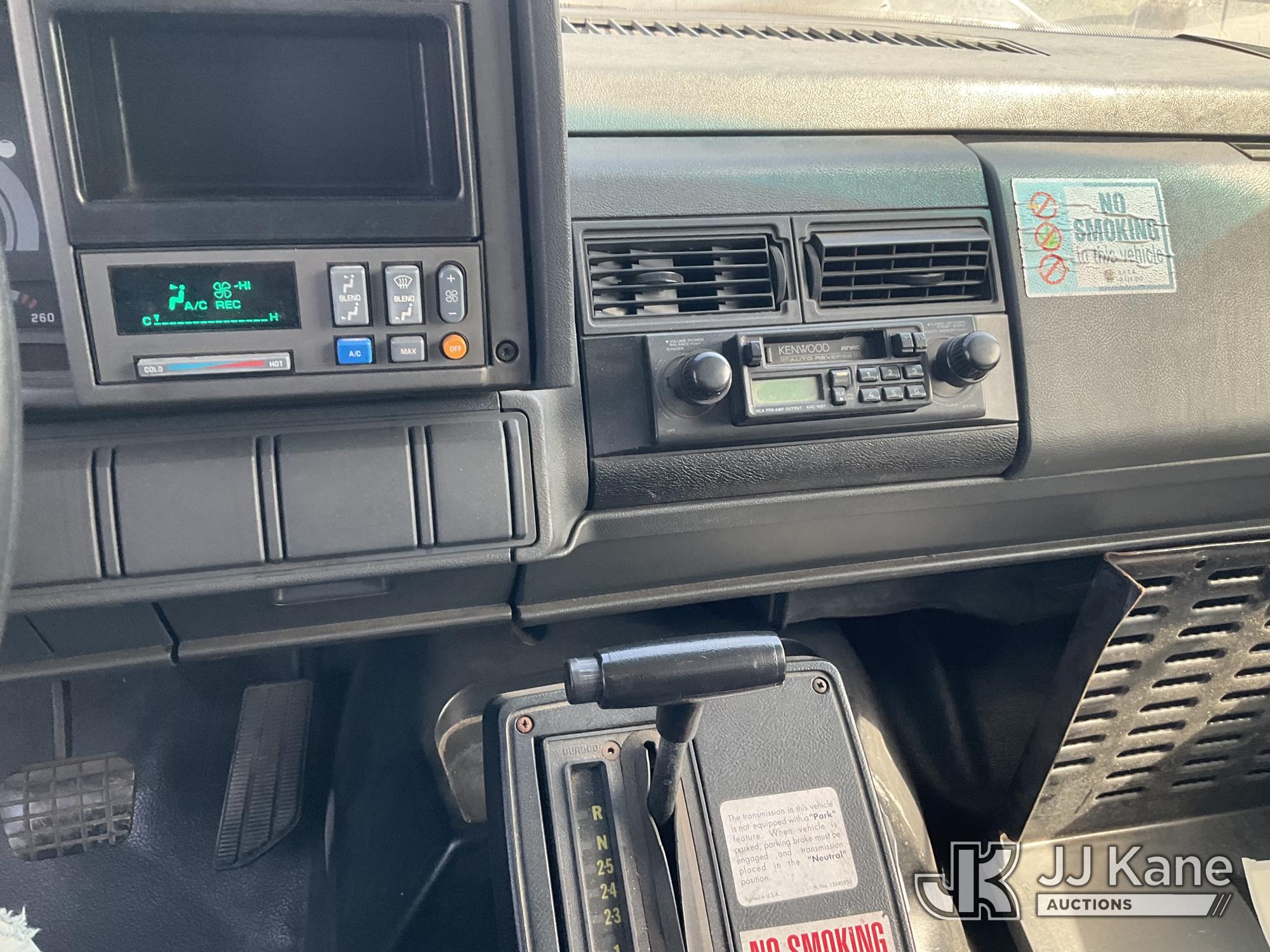 2000 GMC C7H042