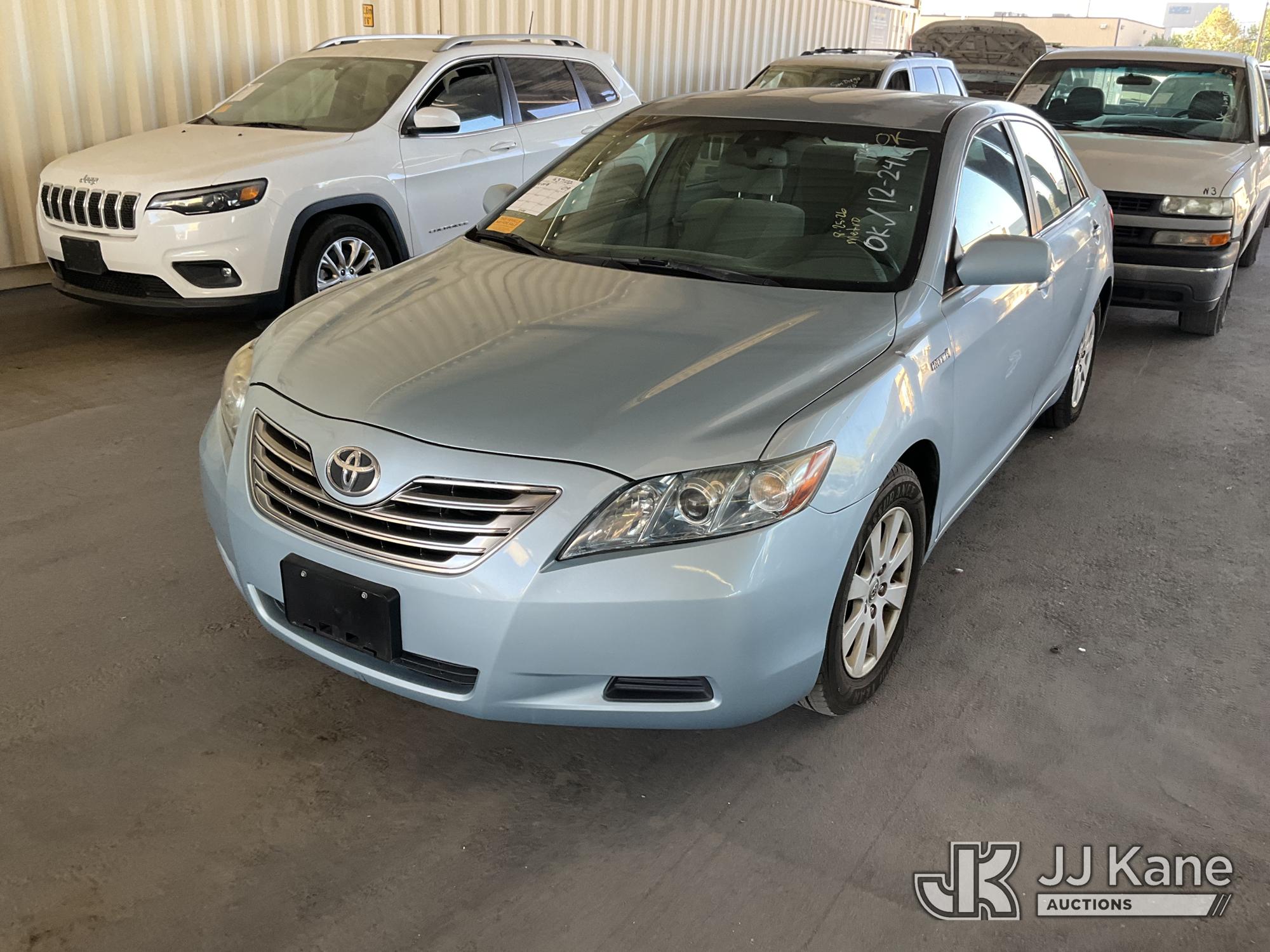 2009 Toyota Camry Hybrid Sedan 4-Door Sedan