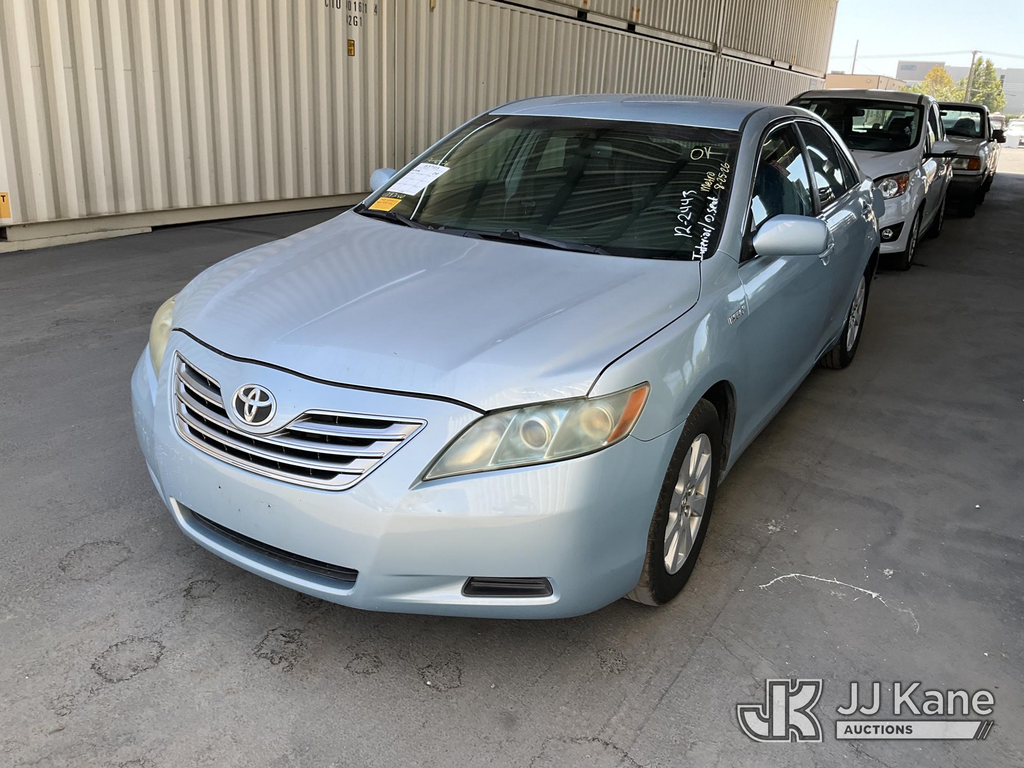 2009 Toyota Camry Hybrid Sedan 4-Door Sedan