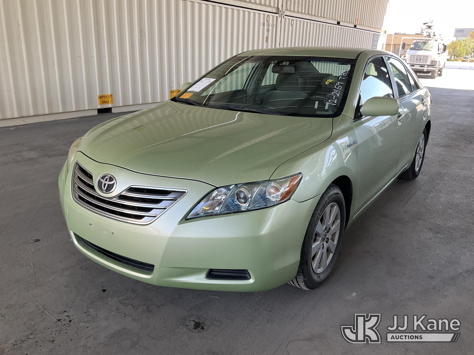 2009 Toyota Camry Hybrid Sedan 4-Door Sedan
