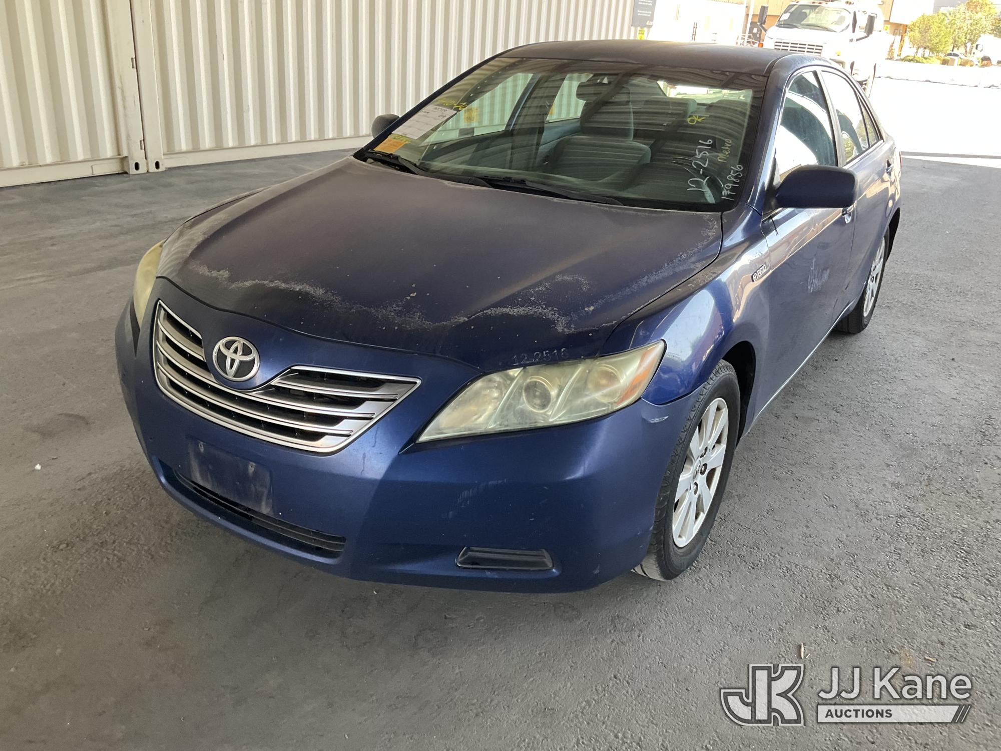 2009 Toyota Camry Hybrid Sedan 4-Door Sedan