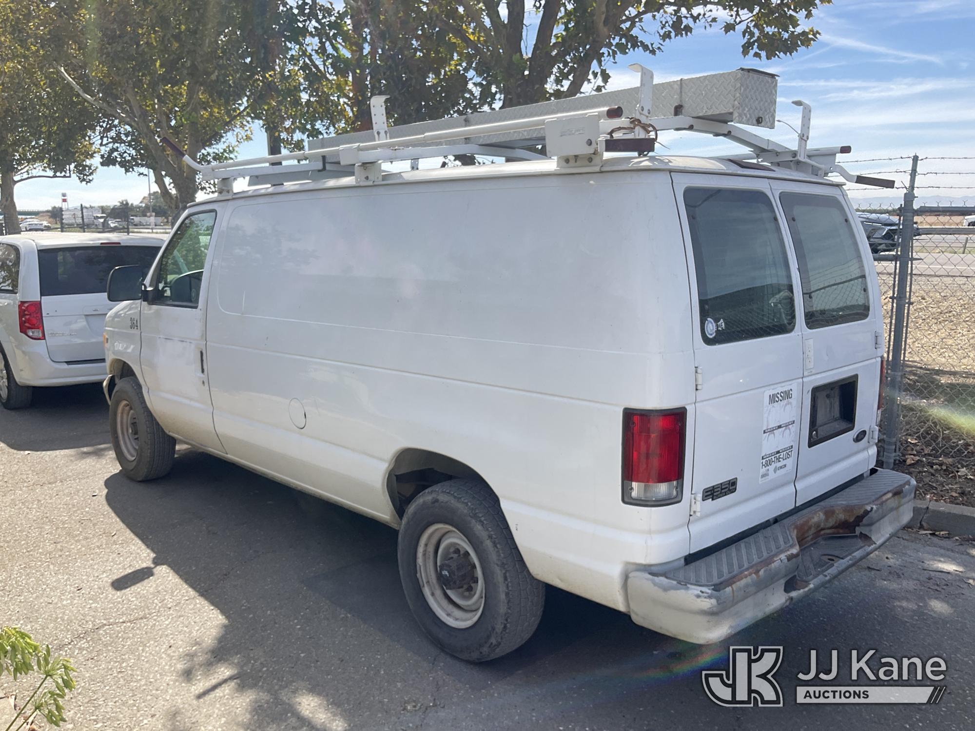 2001 Ford ECONOLINE E-350