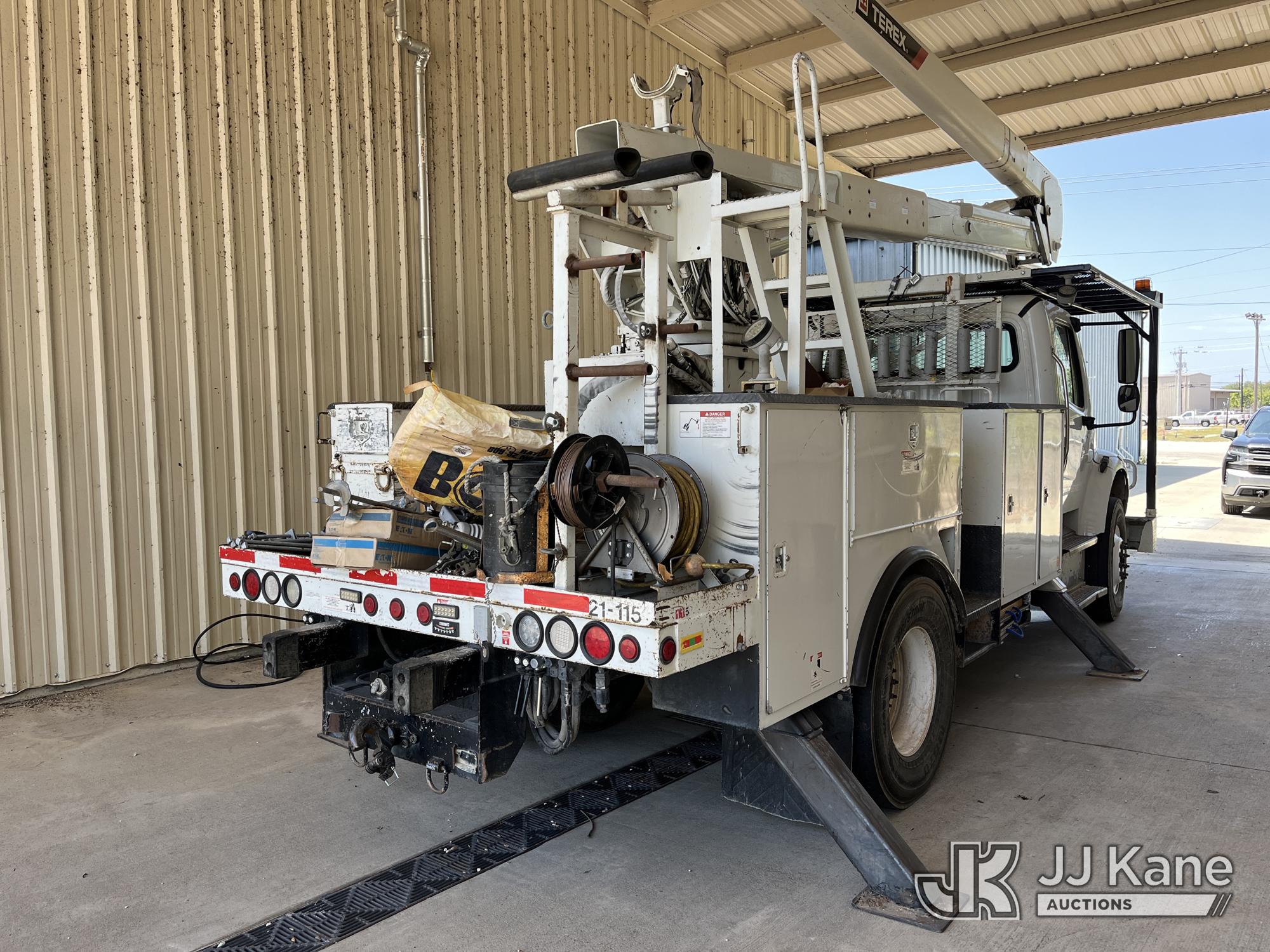 2014 Freightliner M2 106
