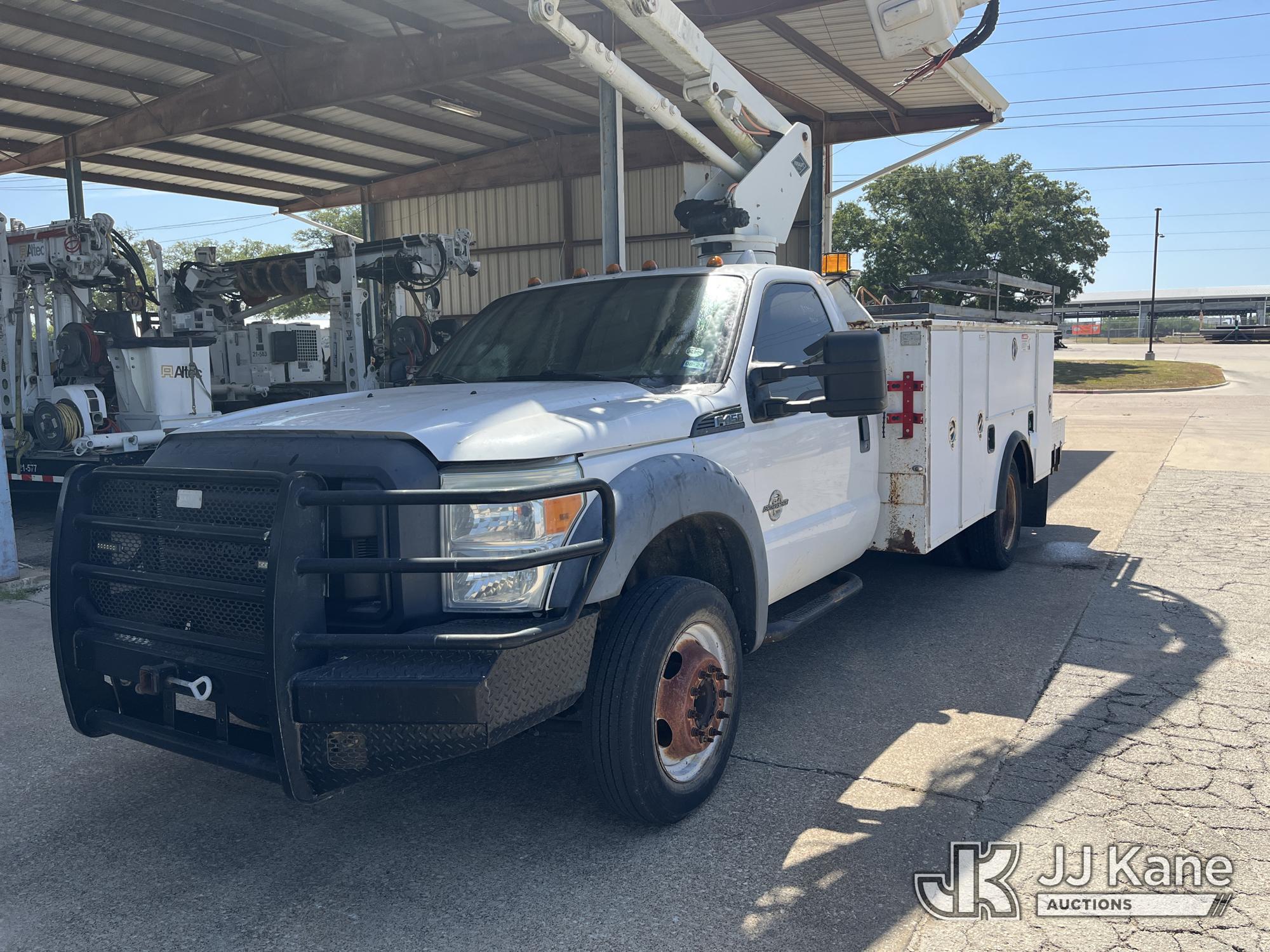 Versalift Uncategorized, Articulating & Telescopic Bucket Truck mounted behind cab on 2015 Ford F-450 SD Service Truck, Utility Company Owned & Maintained