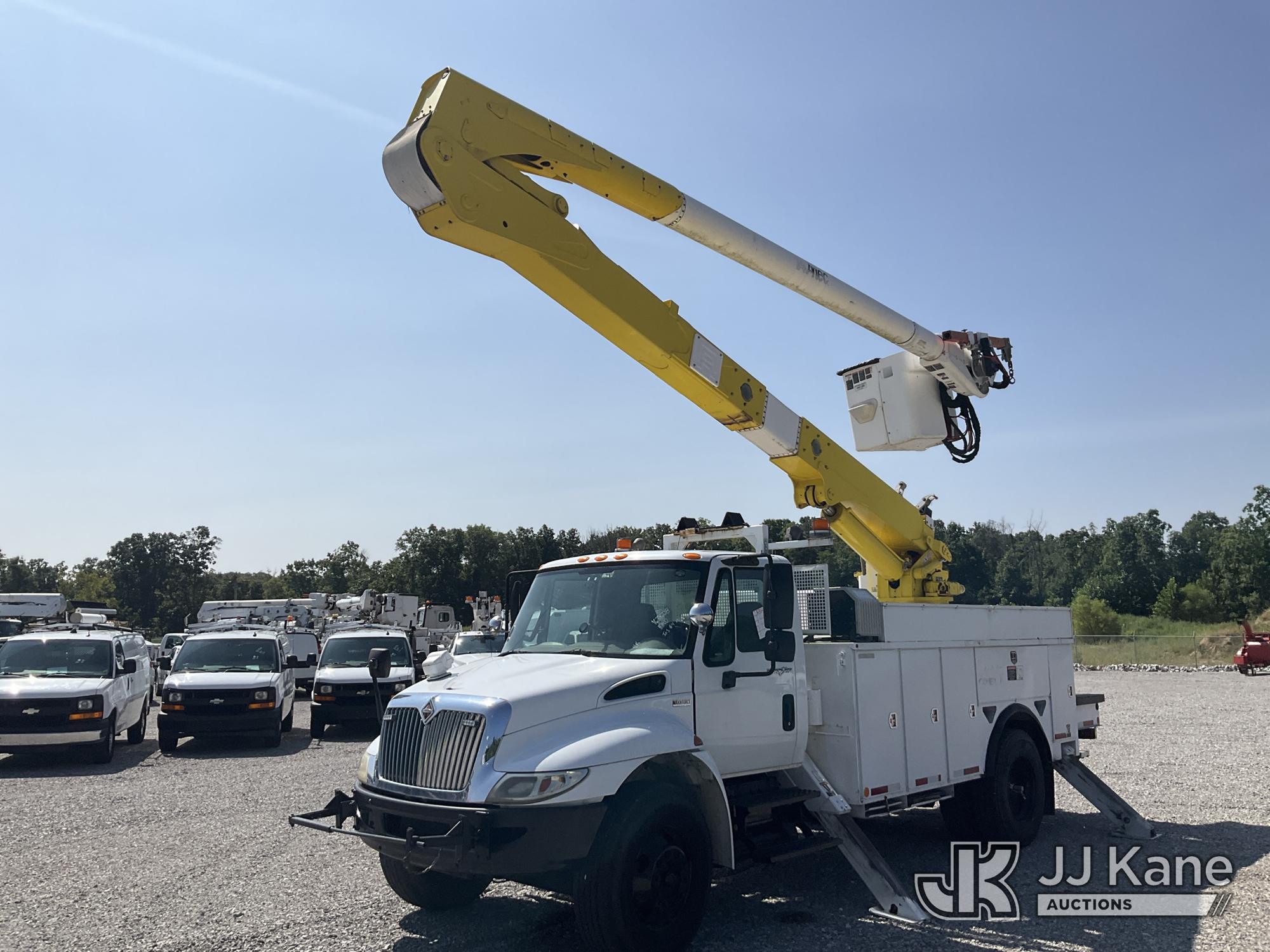Photo of 2012 International DuraStar 4300