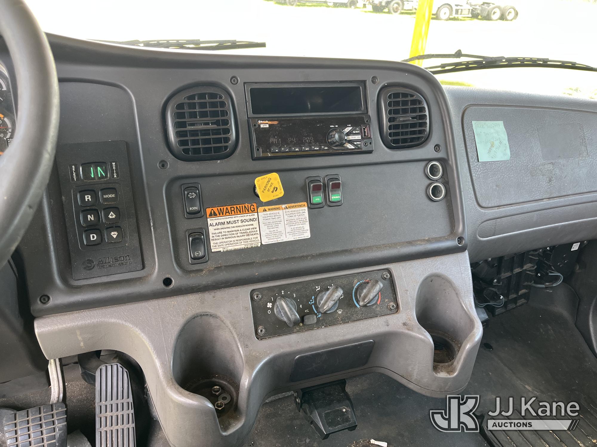2019 Freightliner M2