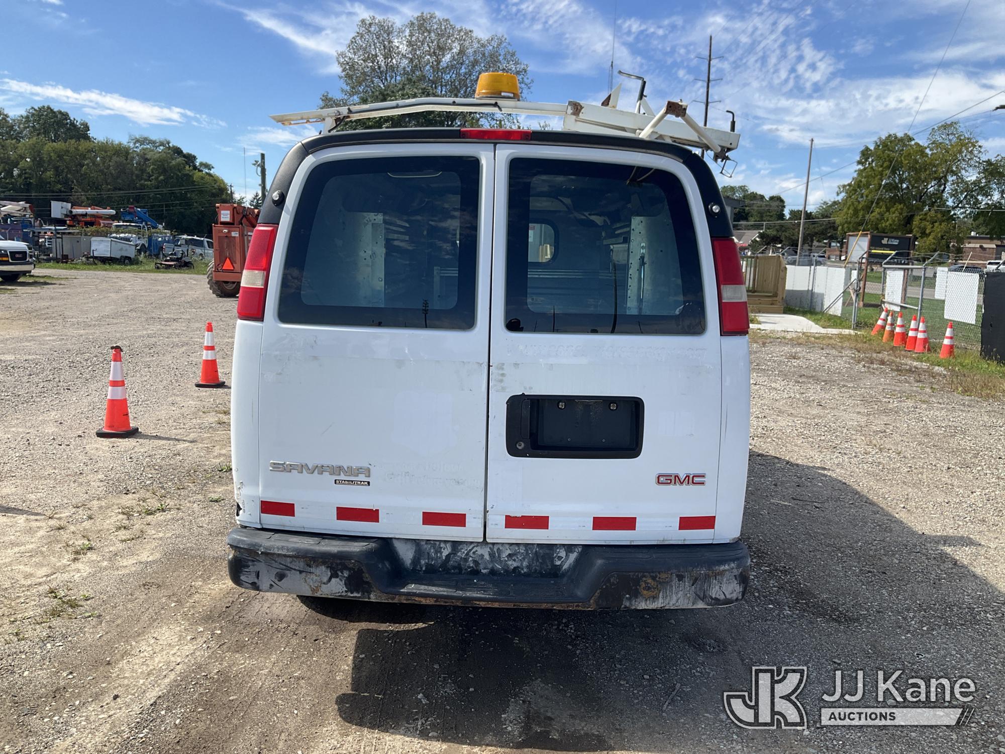 2013 GMC SAVANA G3500