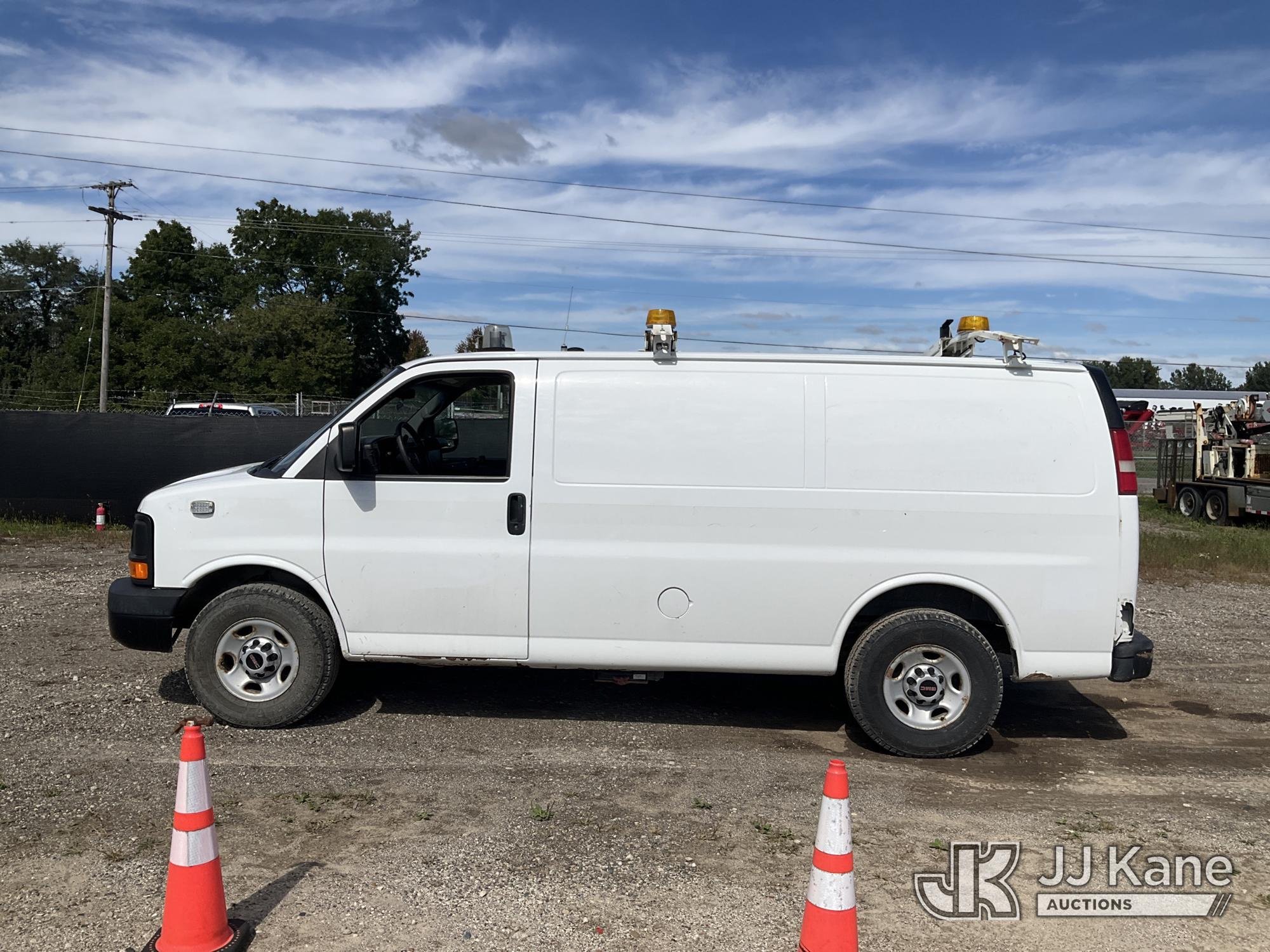 2013 GMC SAVANA G3500