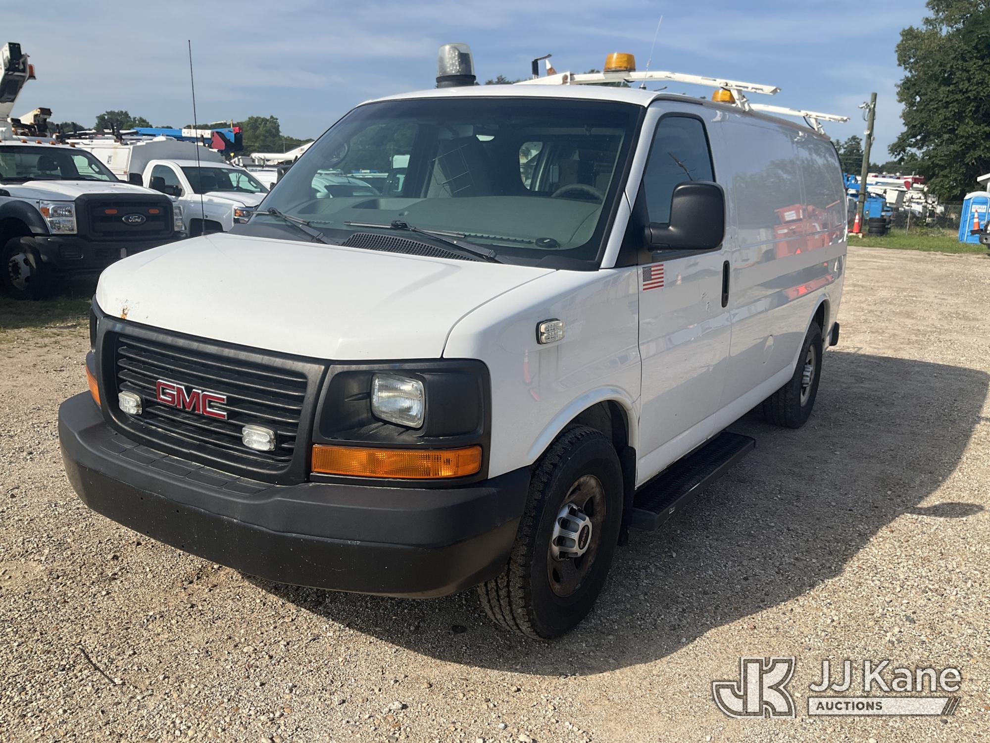 Photo of 2013 GMC Savana G3500