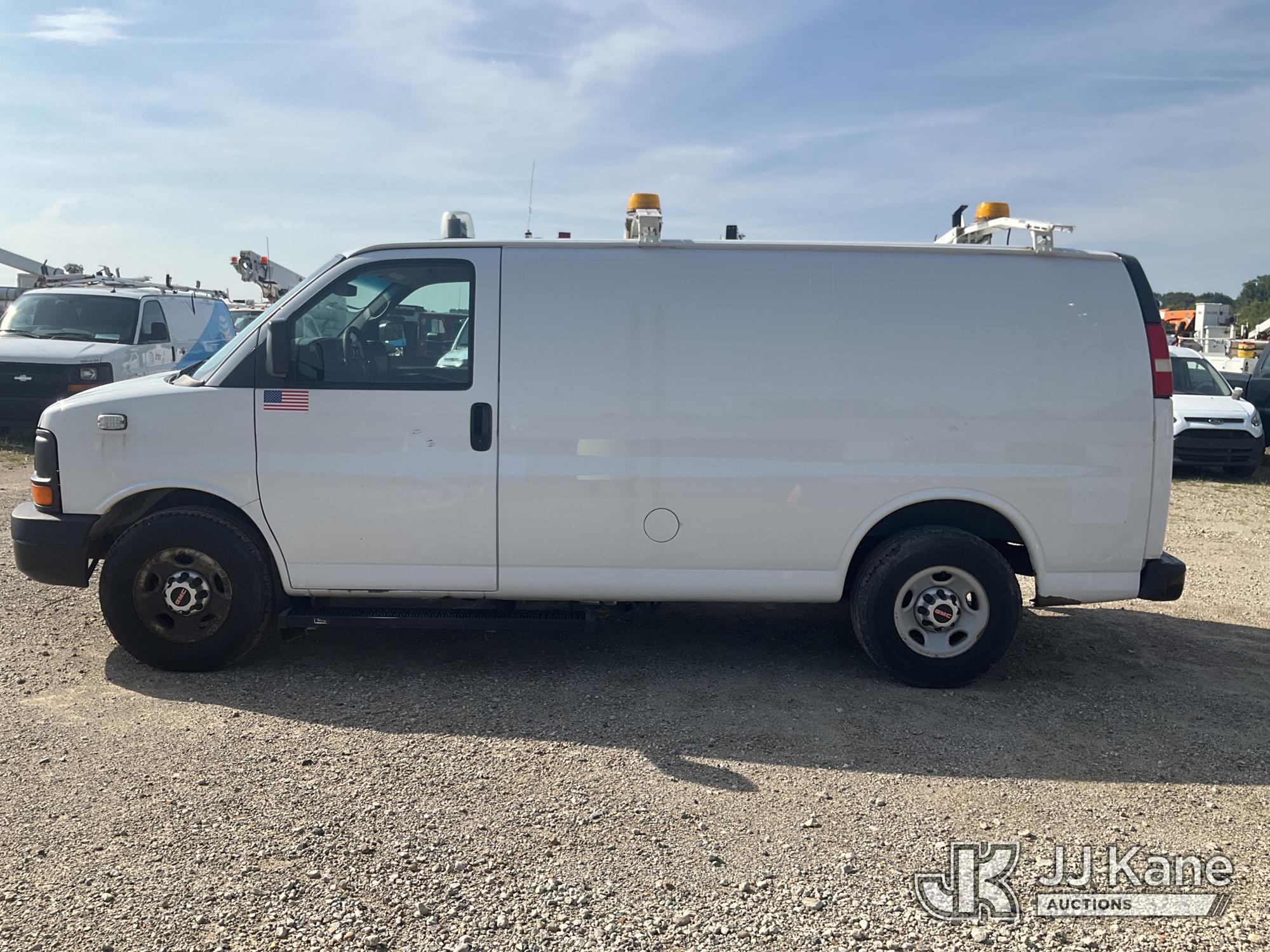 2013 GMC SAVANA G3500