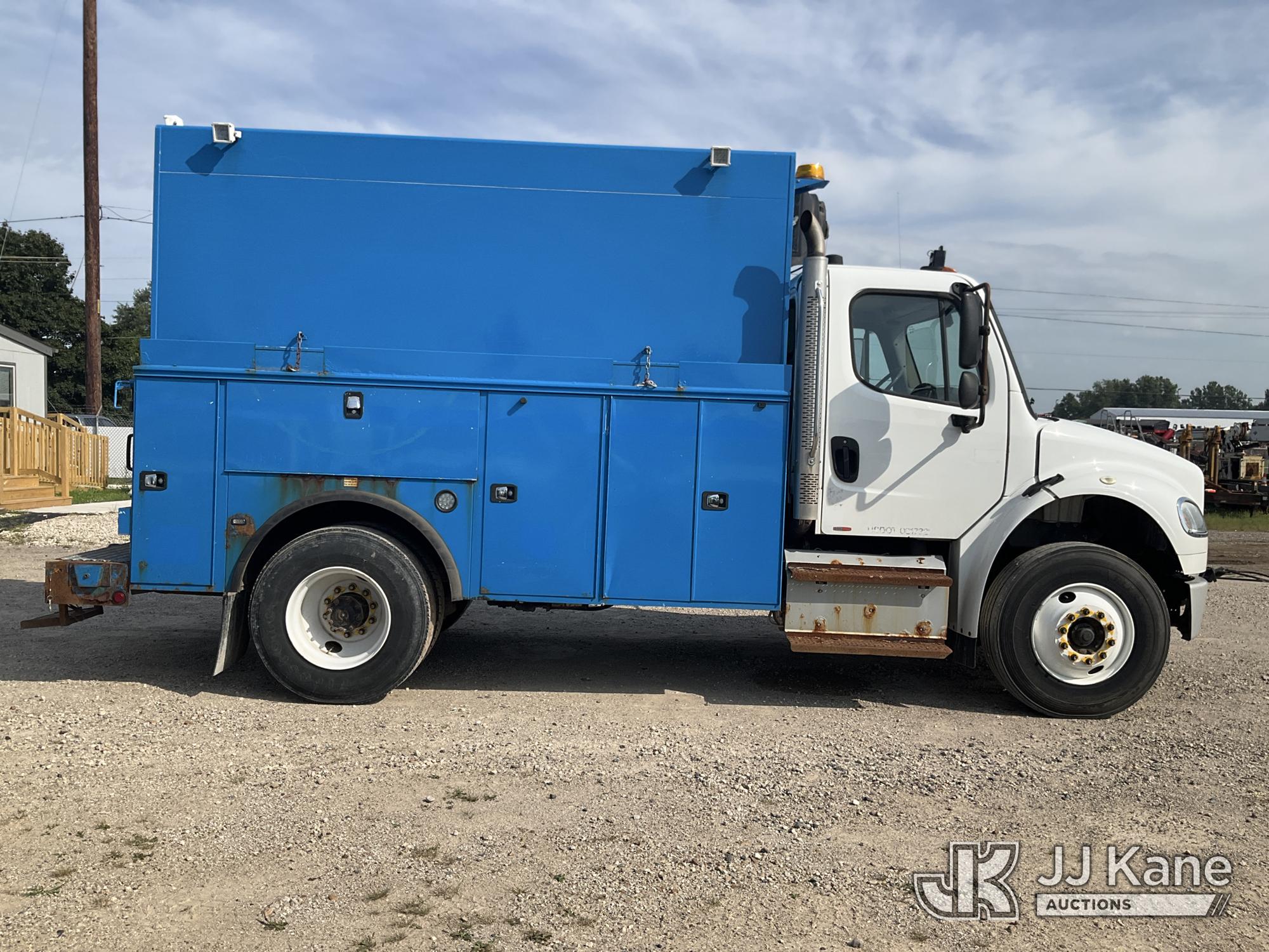 2014 Freightliner M2 106
