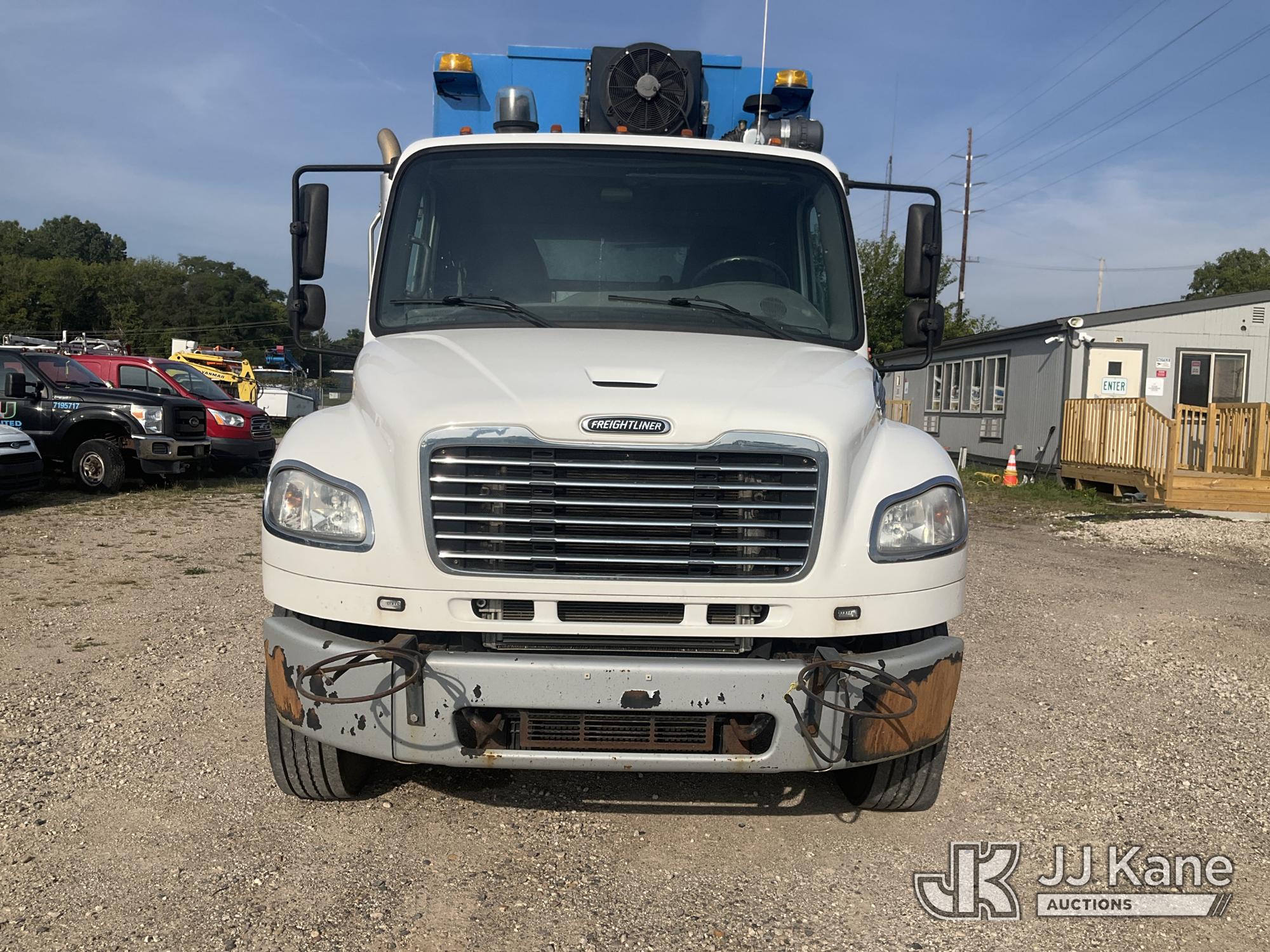 2015 Freightliner M2 106