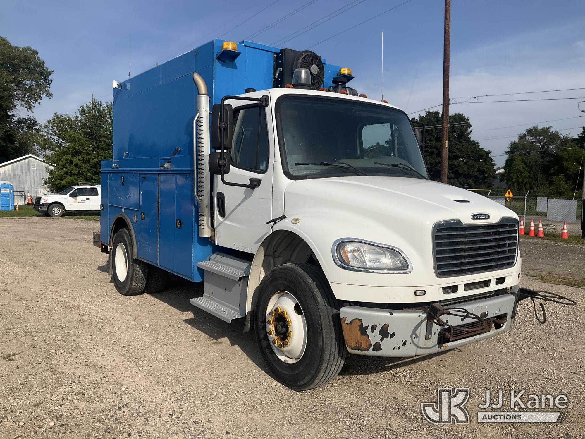 2015 Freightliner M2 106