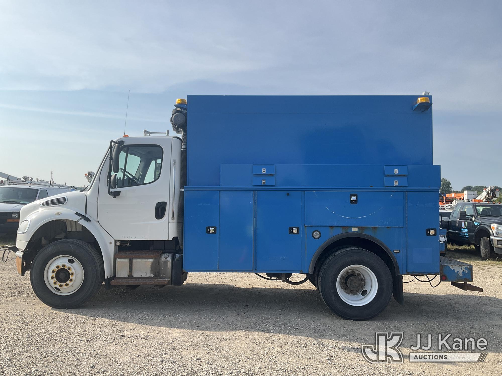 2015 Freightliner M2 106