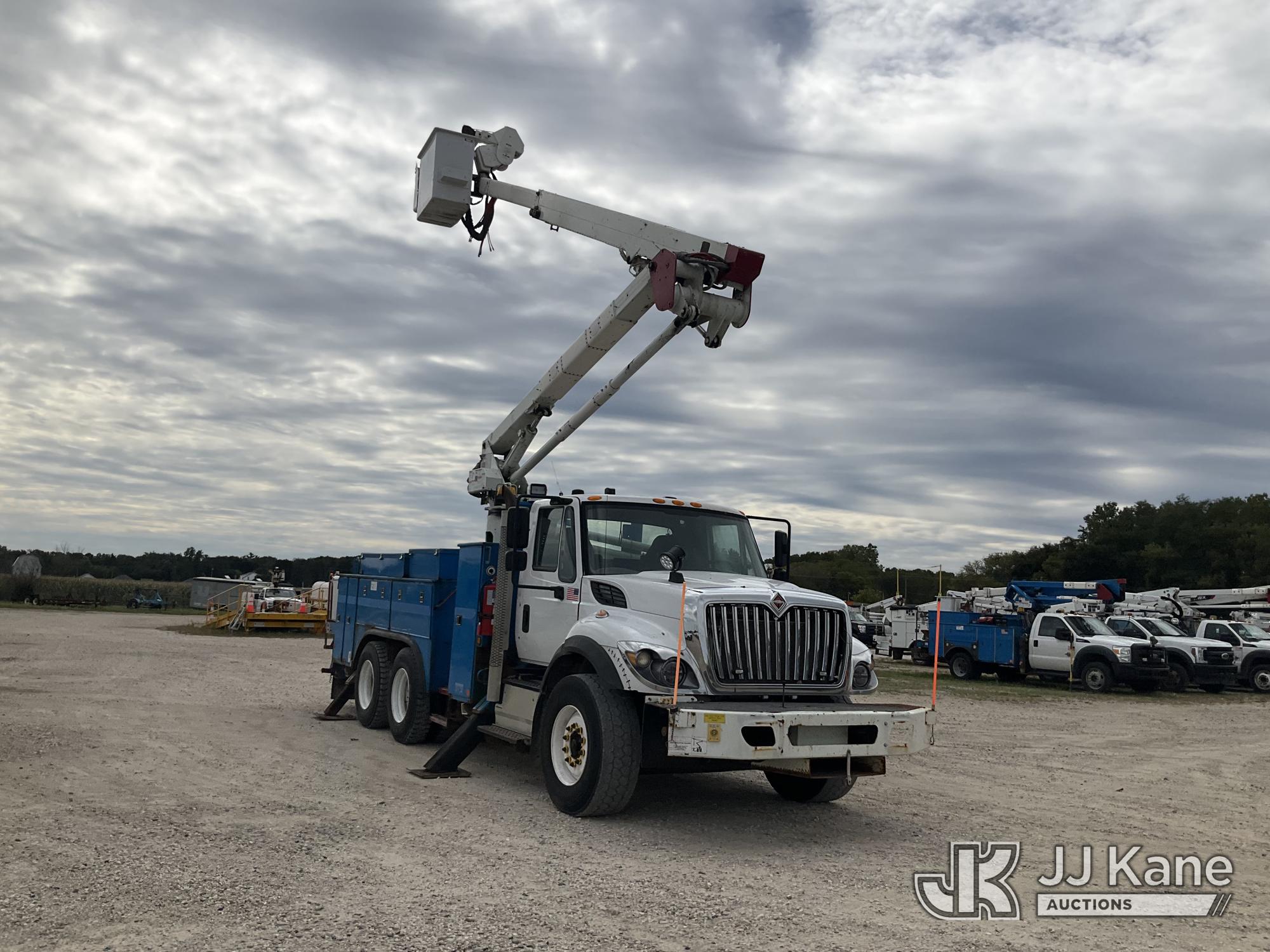 2017 International WORKSTAR 7400