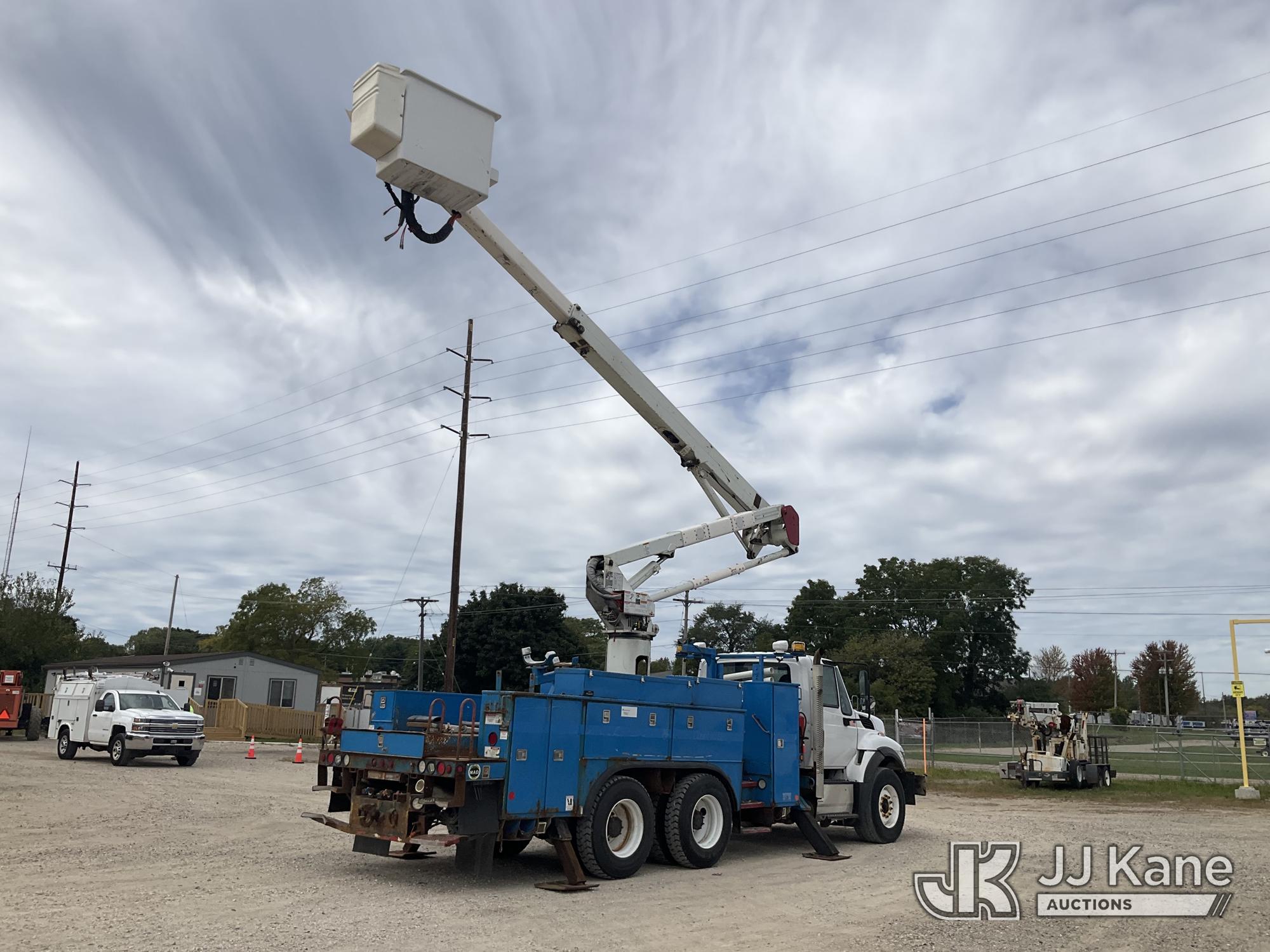 2017 International WORKSTAR 7400