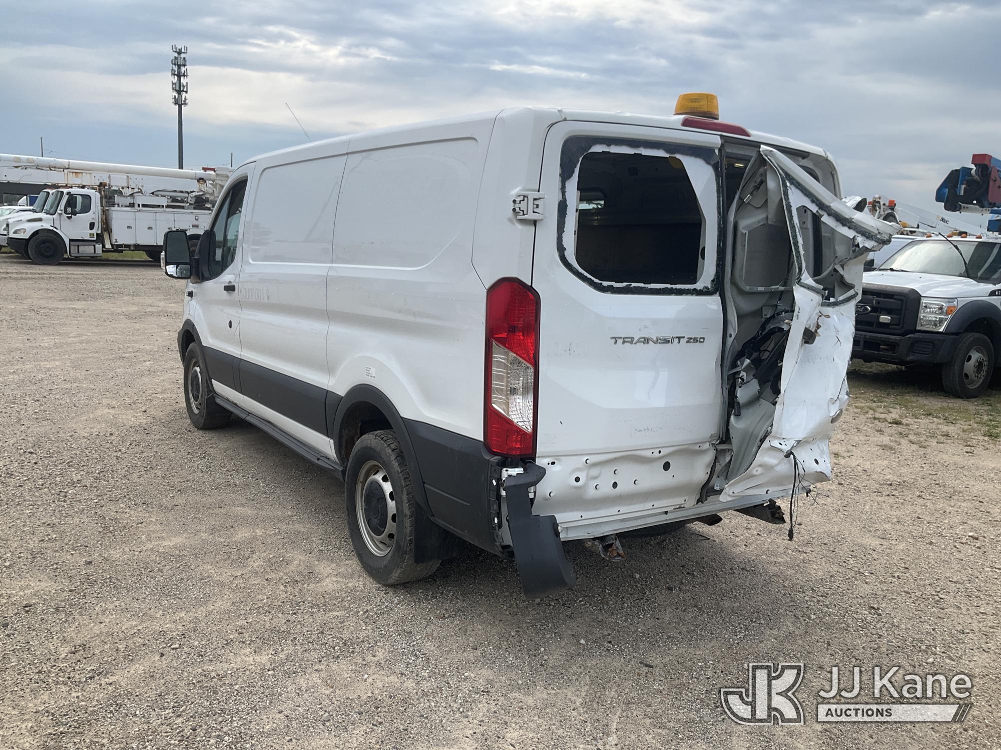 2017 Ford TRANSIT