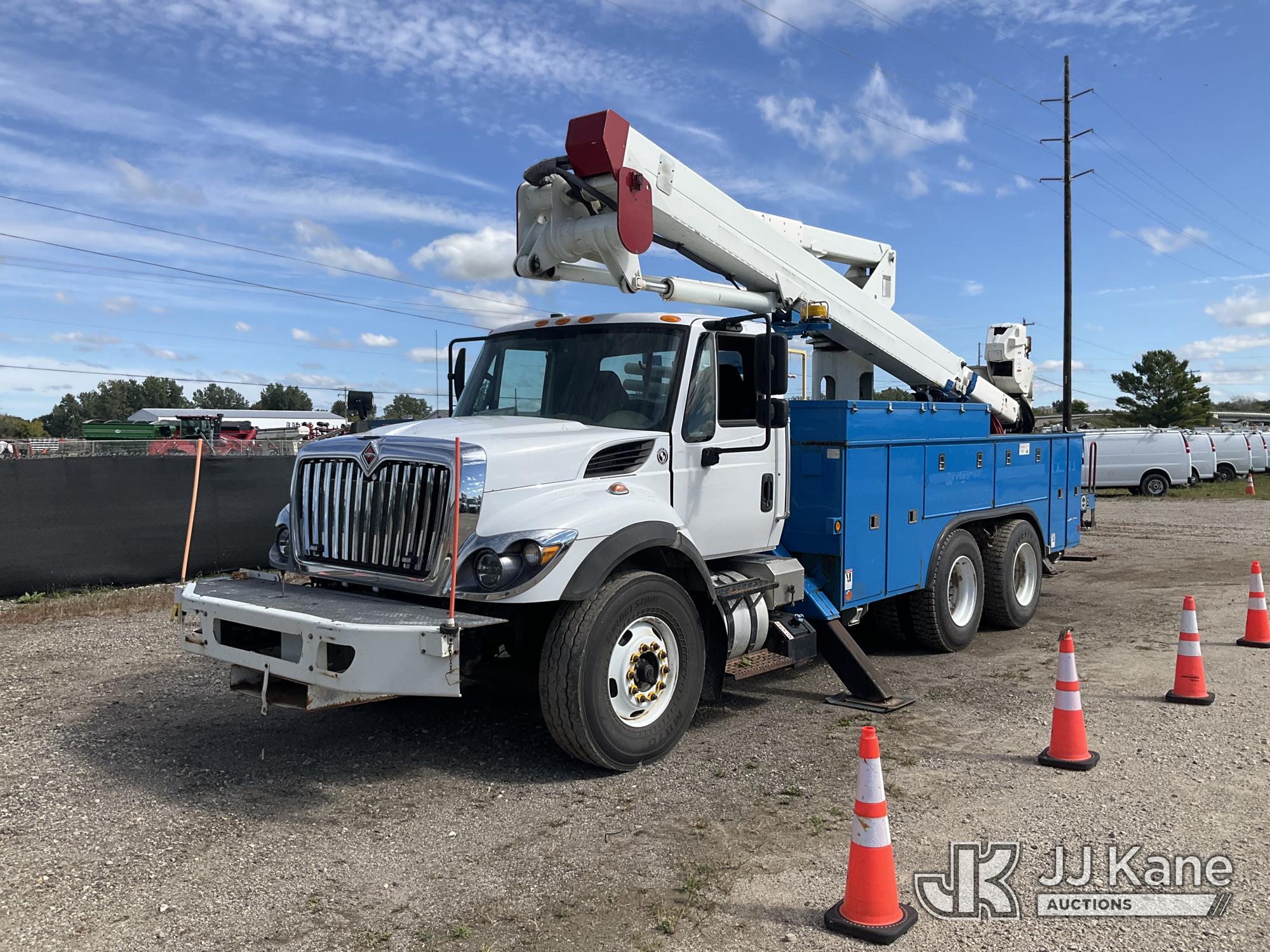 2017 International WORKSTAR 7400