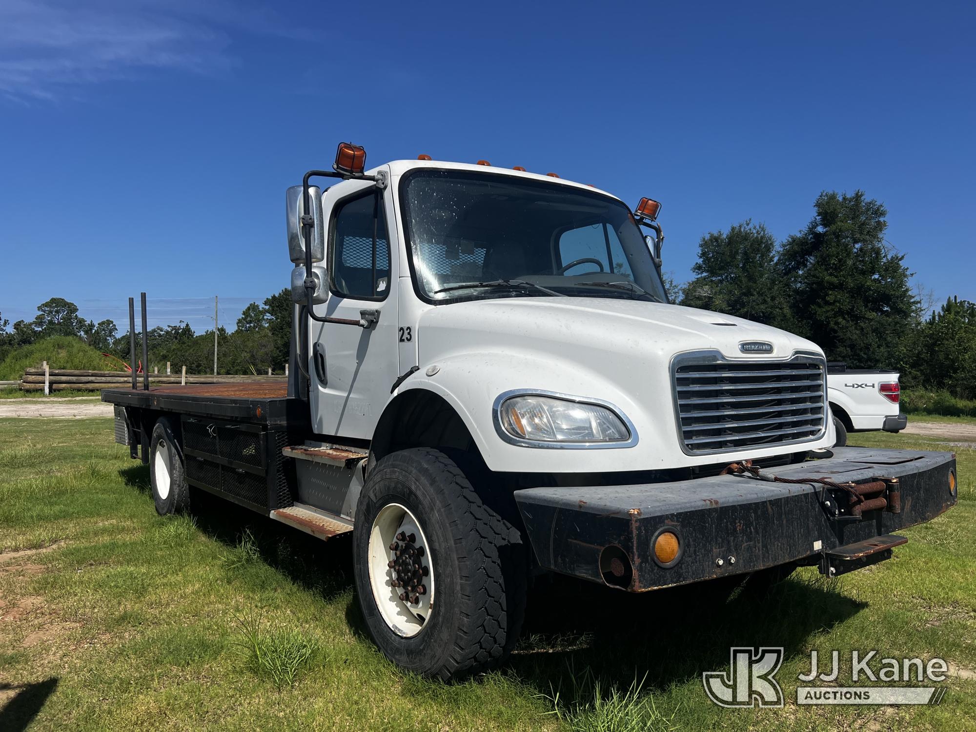 2015 Freightliner M2 106 4X4