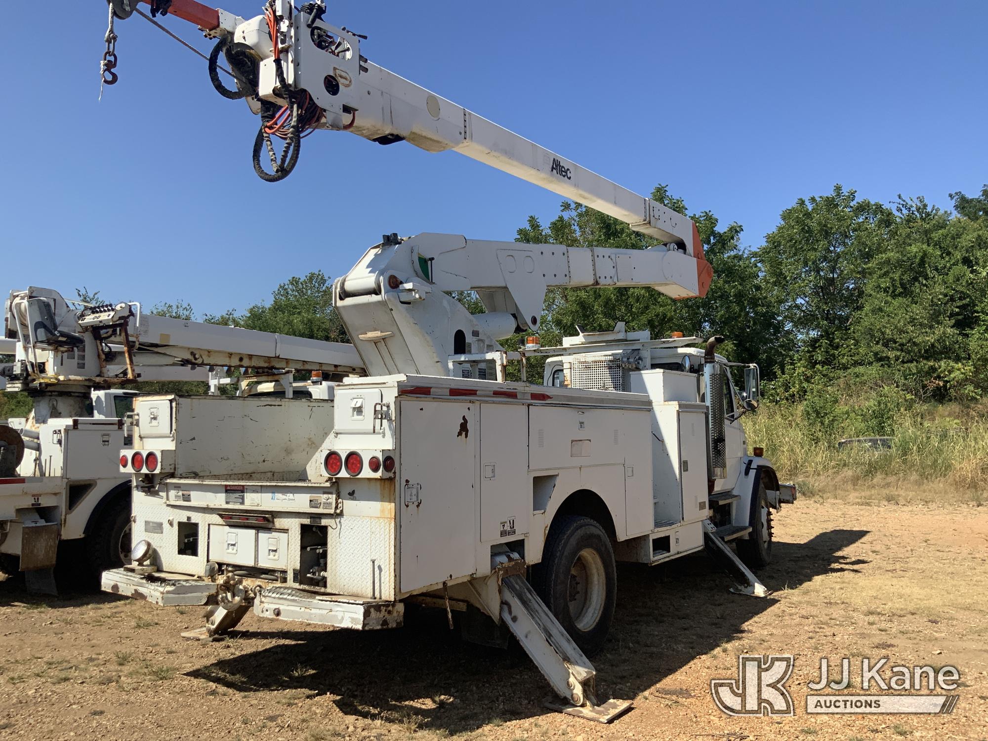 2003 Freightliner FL80